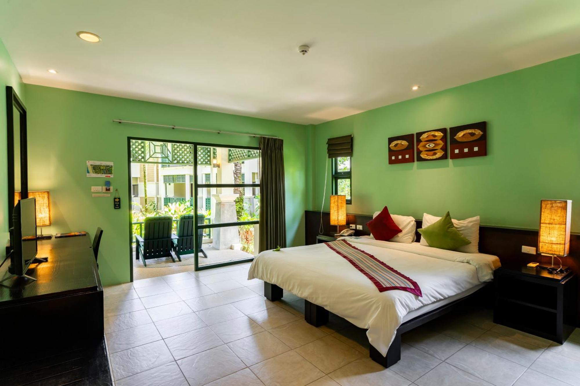 Baan Khaolak Resort 4*