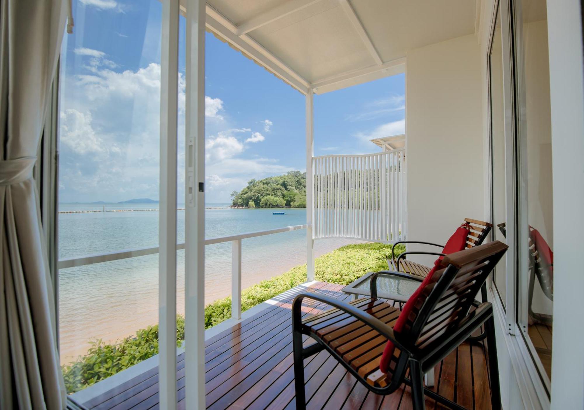 Seashell Village Resort Chao Lao Beach