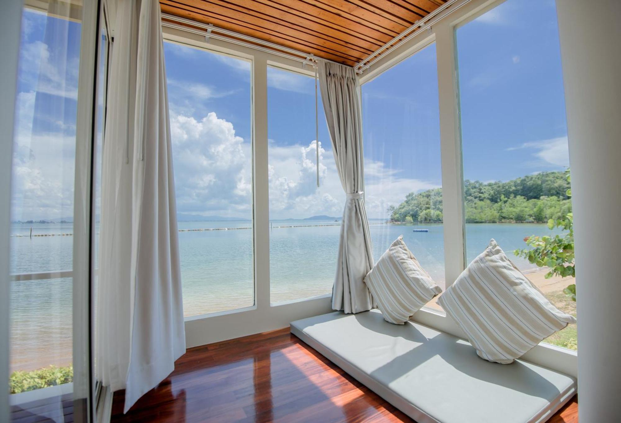 Seashell Village 3*