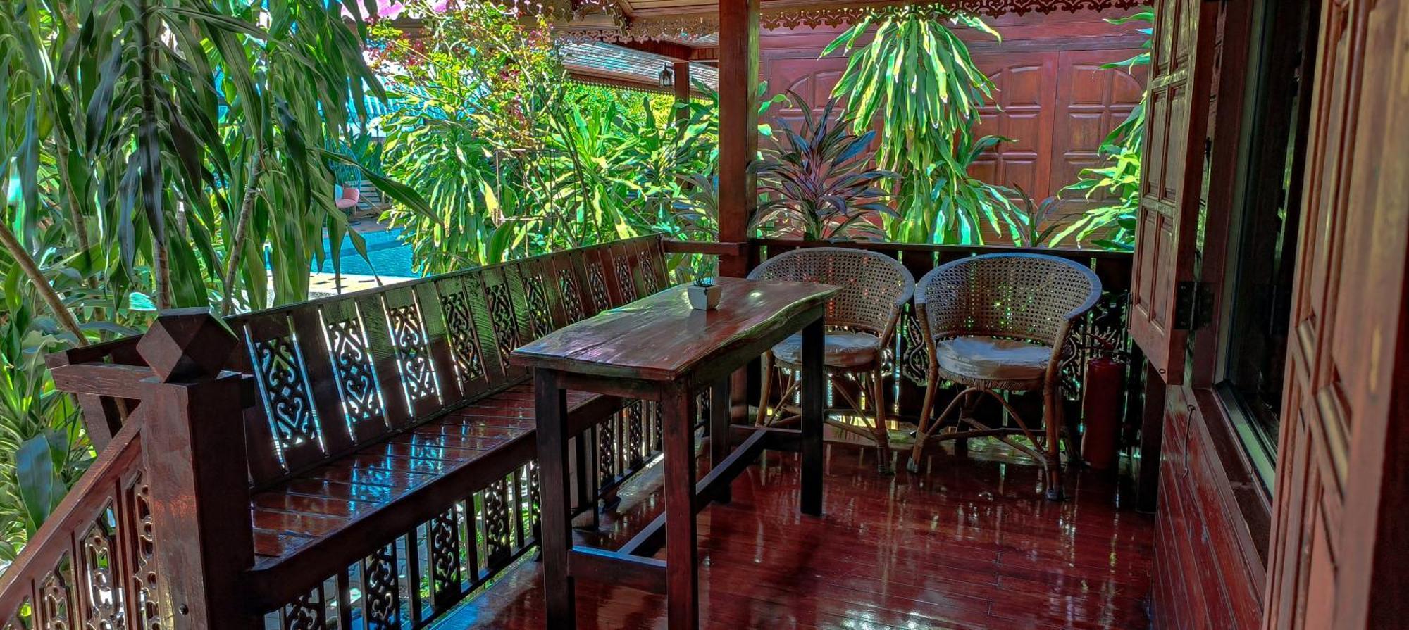 Inn My Dream House 4*