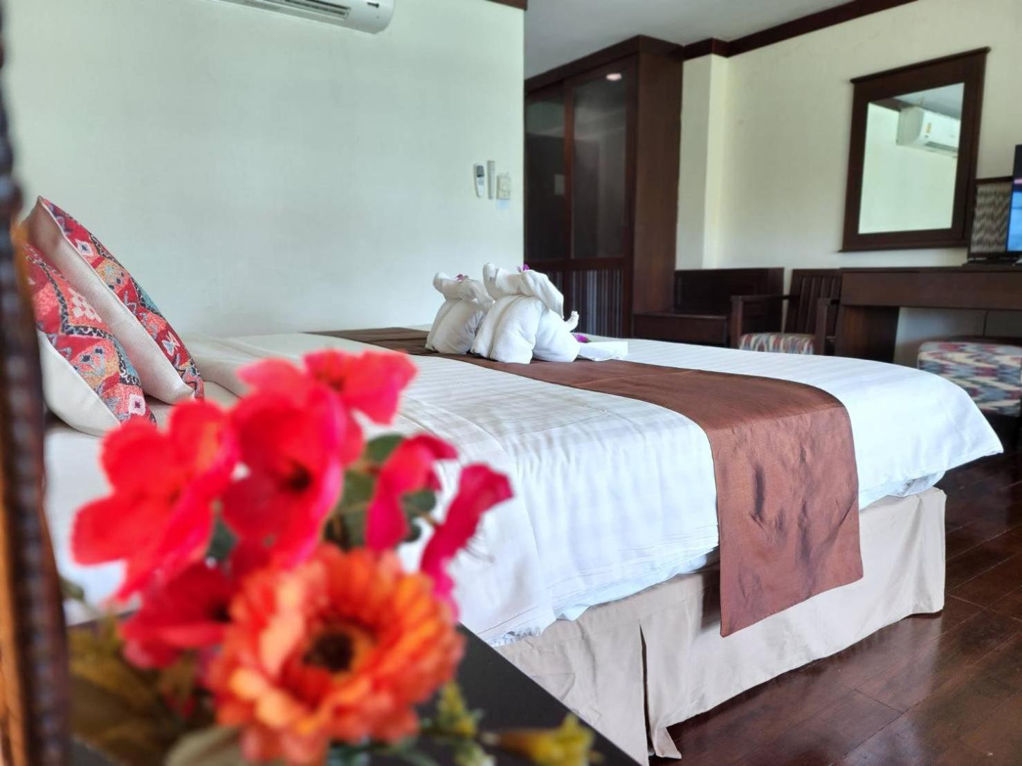 Lanta Mermaid Boutique House Resort 3*
