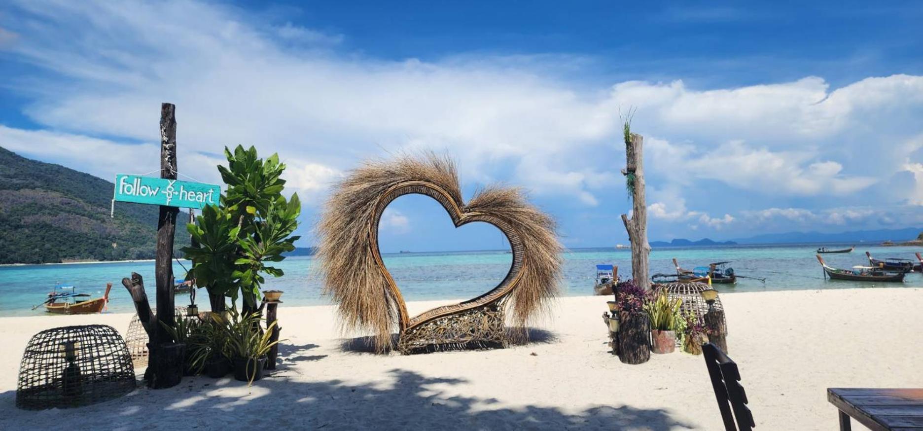 Lipe Beach Resort