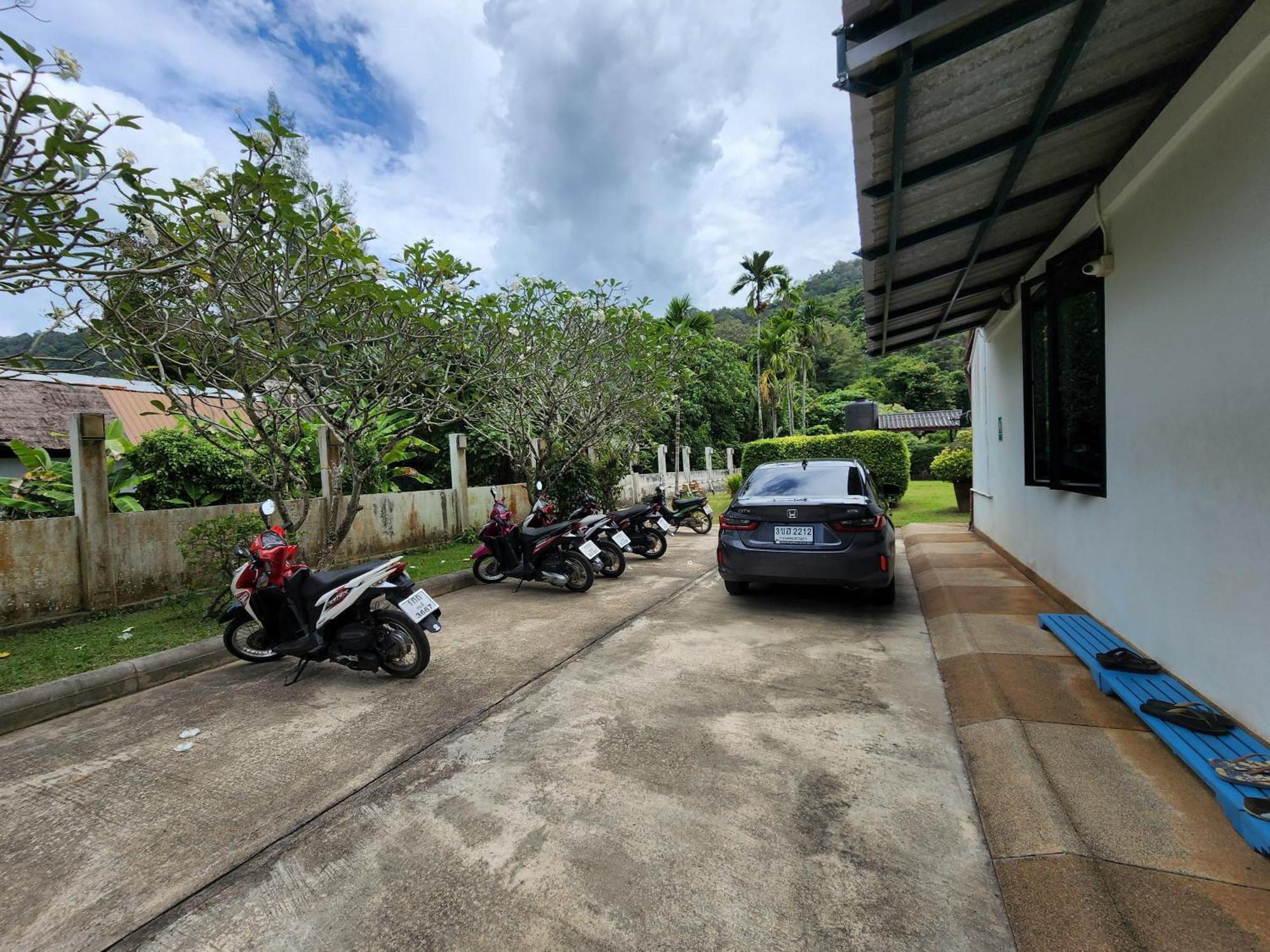 Lanta Mermaid Boutique House Resort 3*