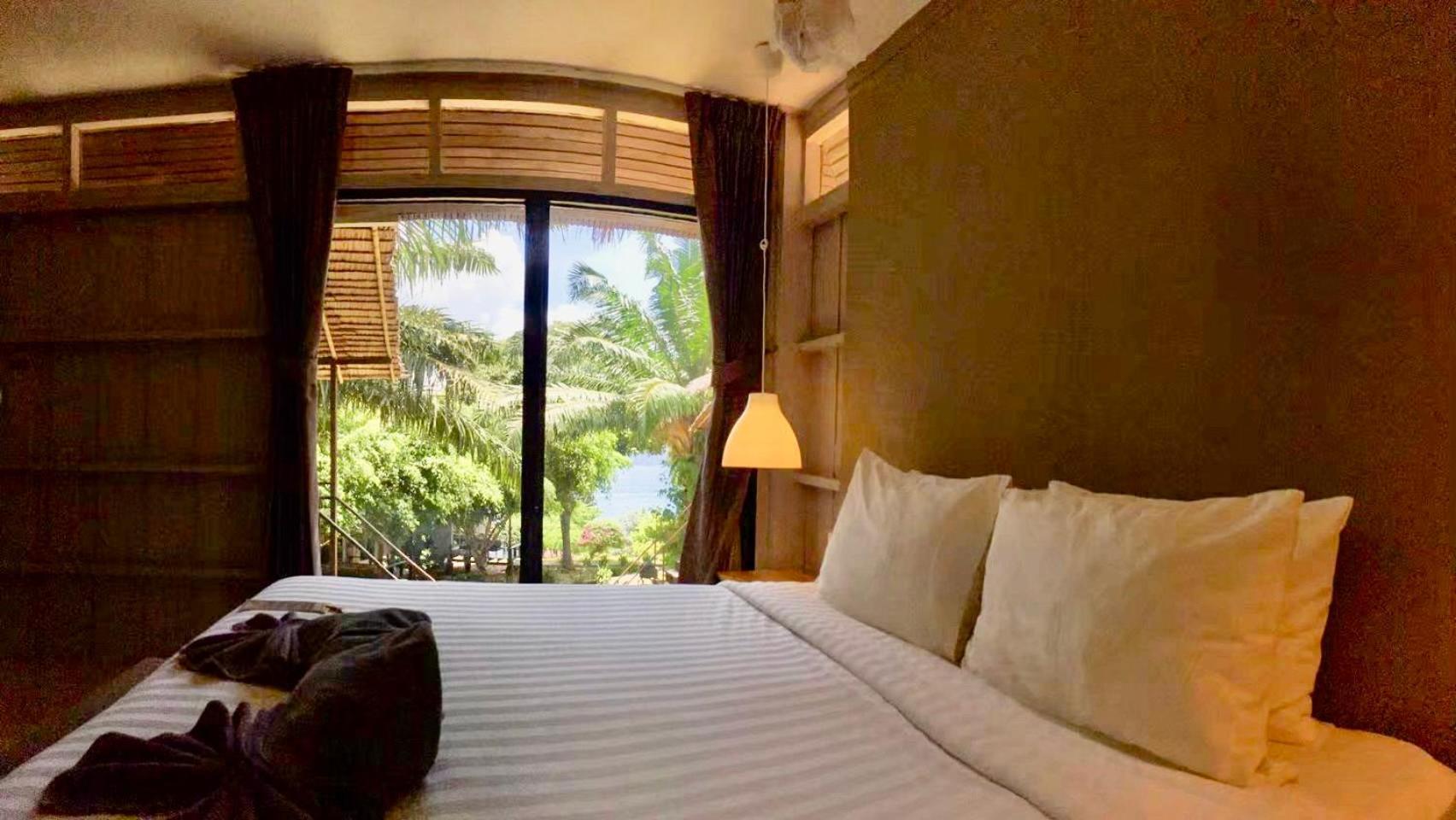 Resort Hip Seaview @ 3*