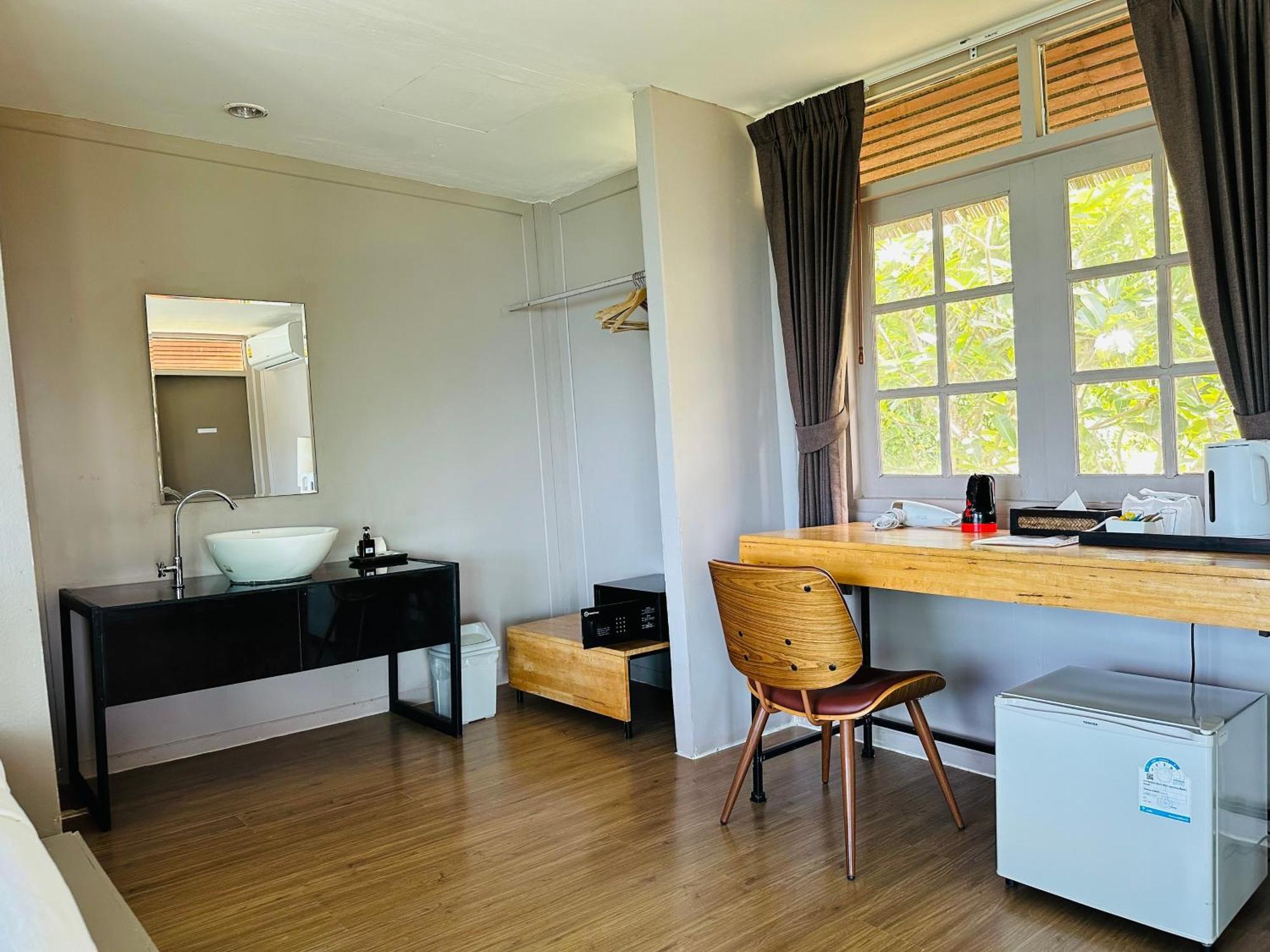 Hip Seaview @ Resort