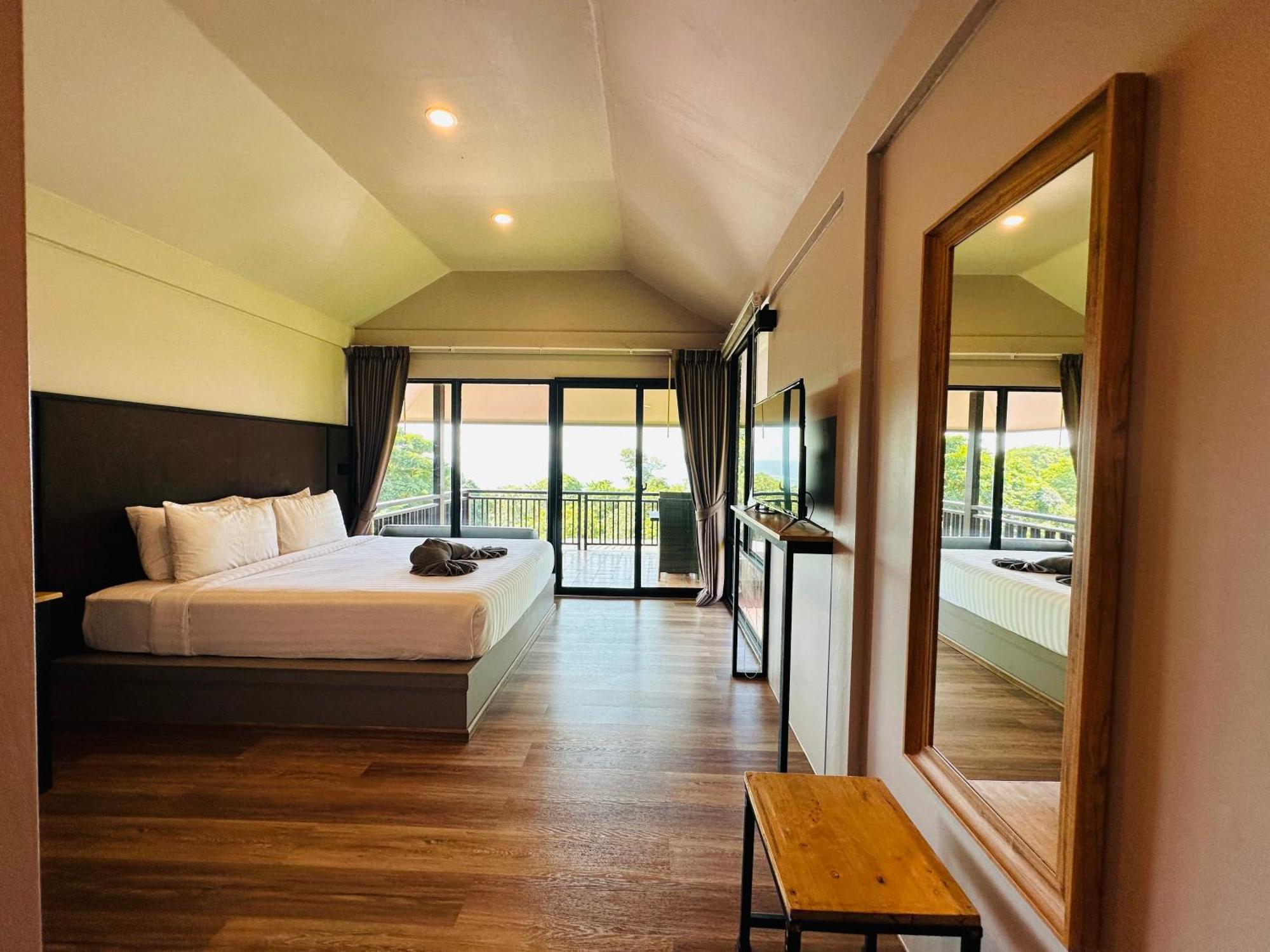 Resort Hip Seaview @ 3*