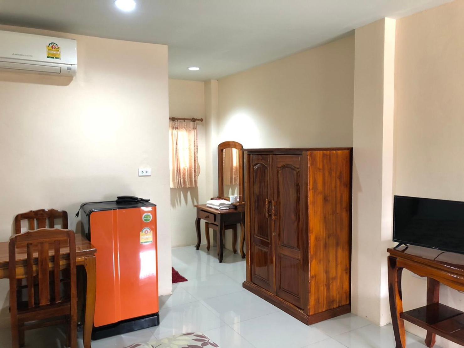 Hotel Ratchaphruek Lopburi