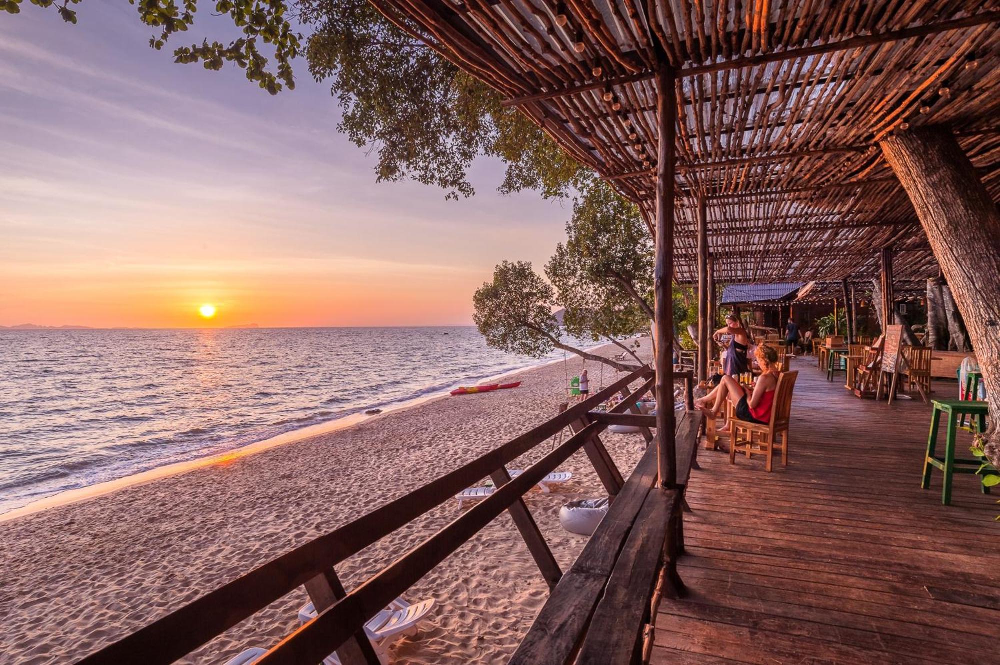 Koh Jum Ocean Beach Resort Koh Jum