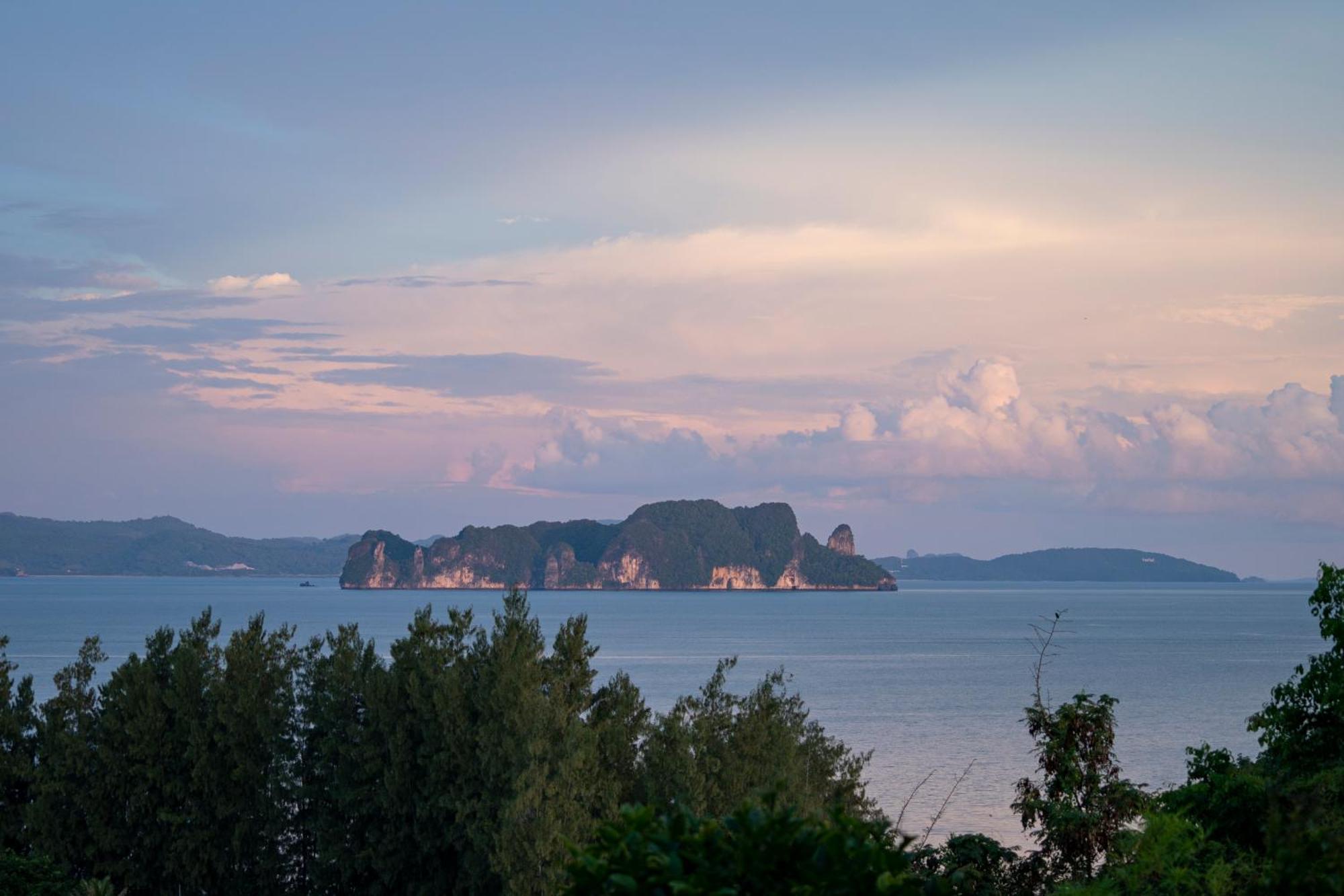 Samsam Yao Noi - Andaman Magic & Art 5*