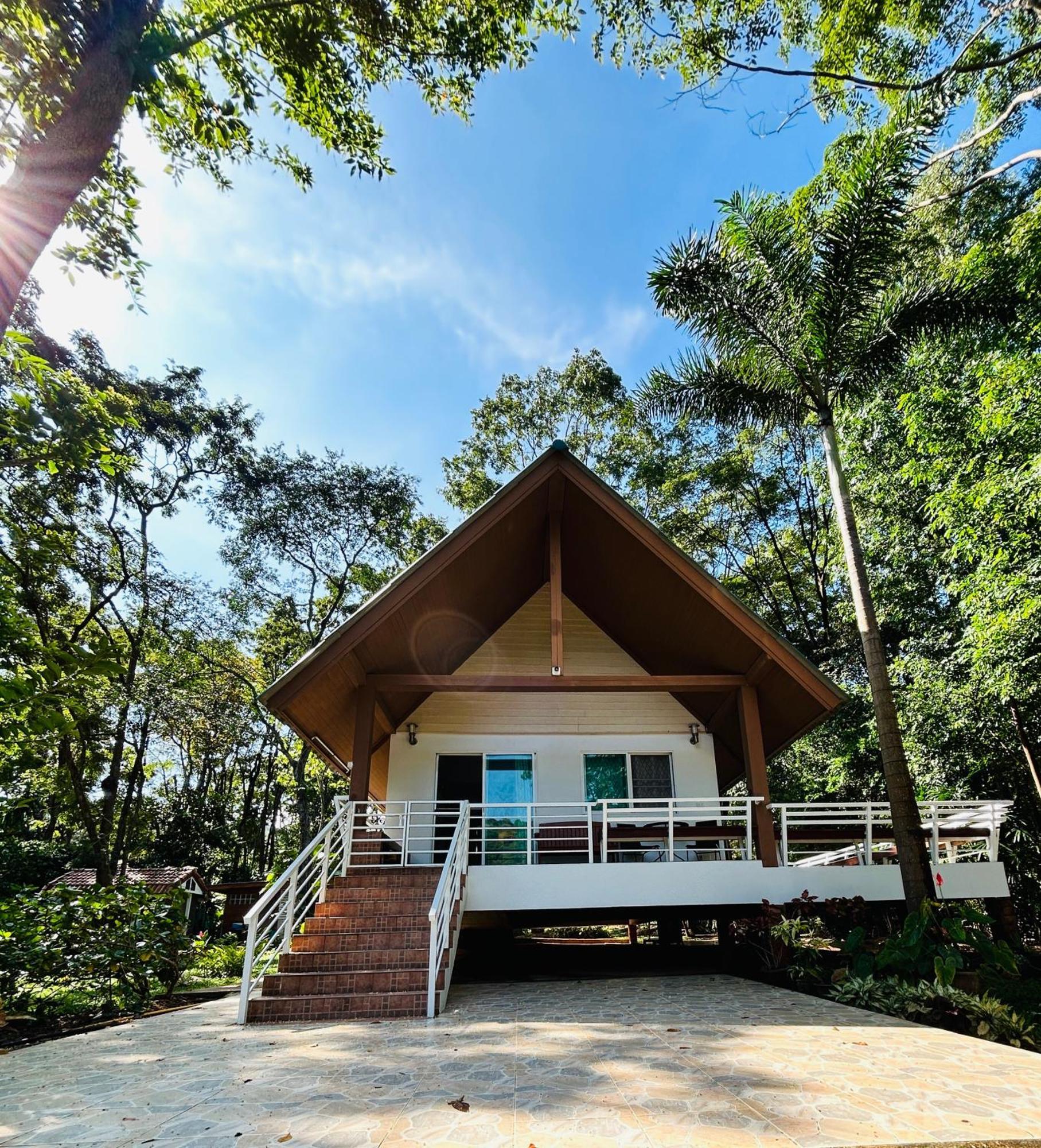Lemoon House Khaoyai Homestay