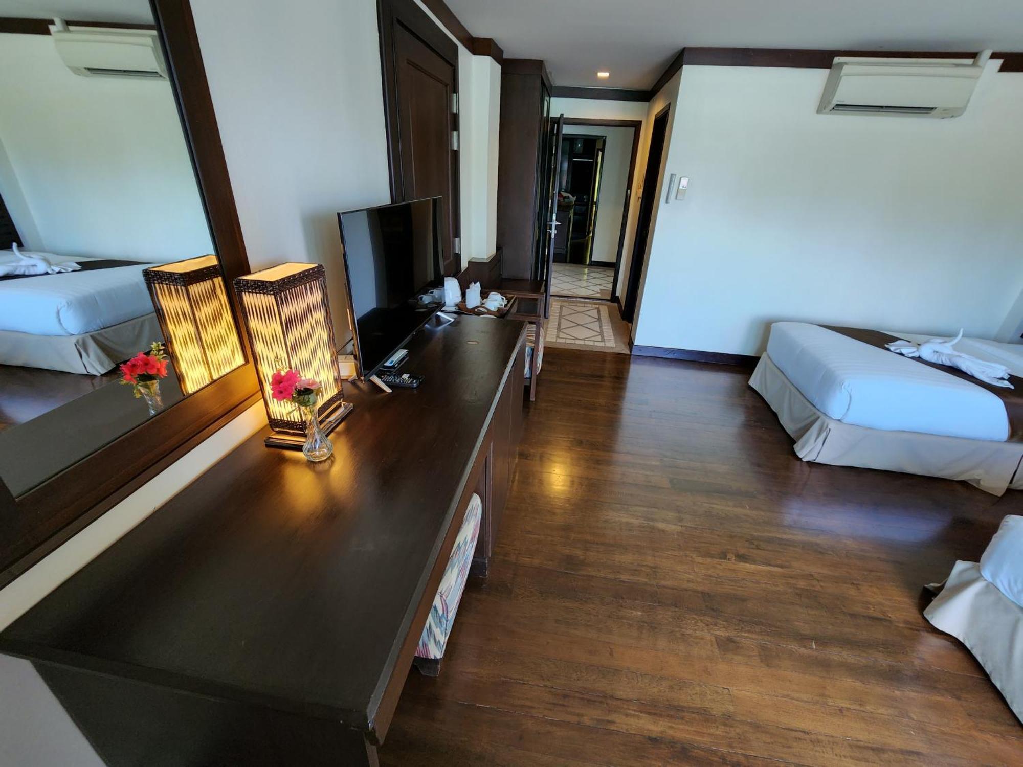 Lanta Mermaid Boutique House Resort 3*