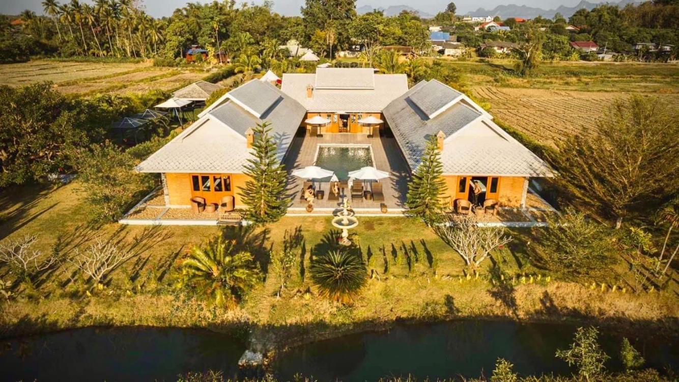 The Wes Village, Incl Free Breakfast & 100 Thb Food Gift