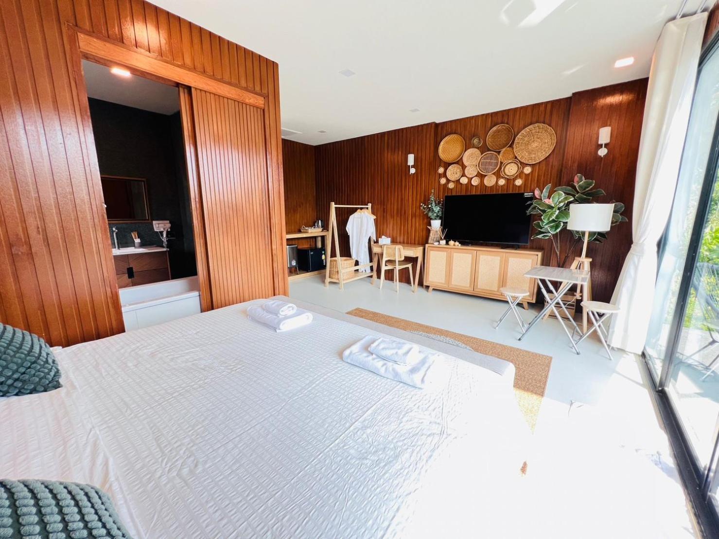 Resort Royal Sammuk Bang Saen
