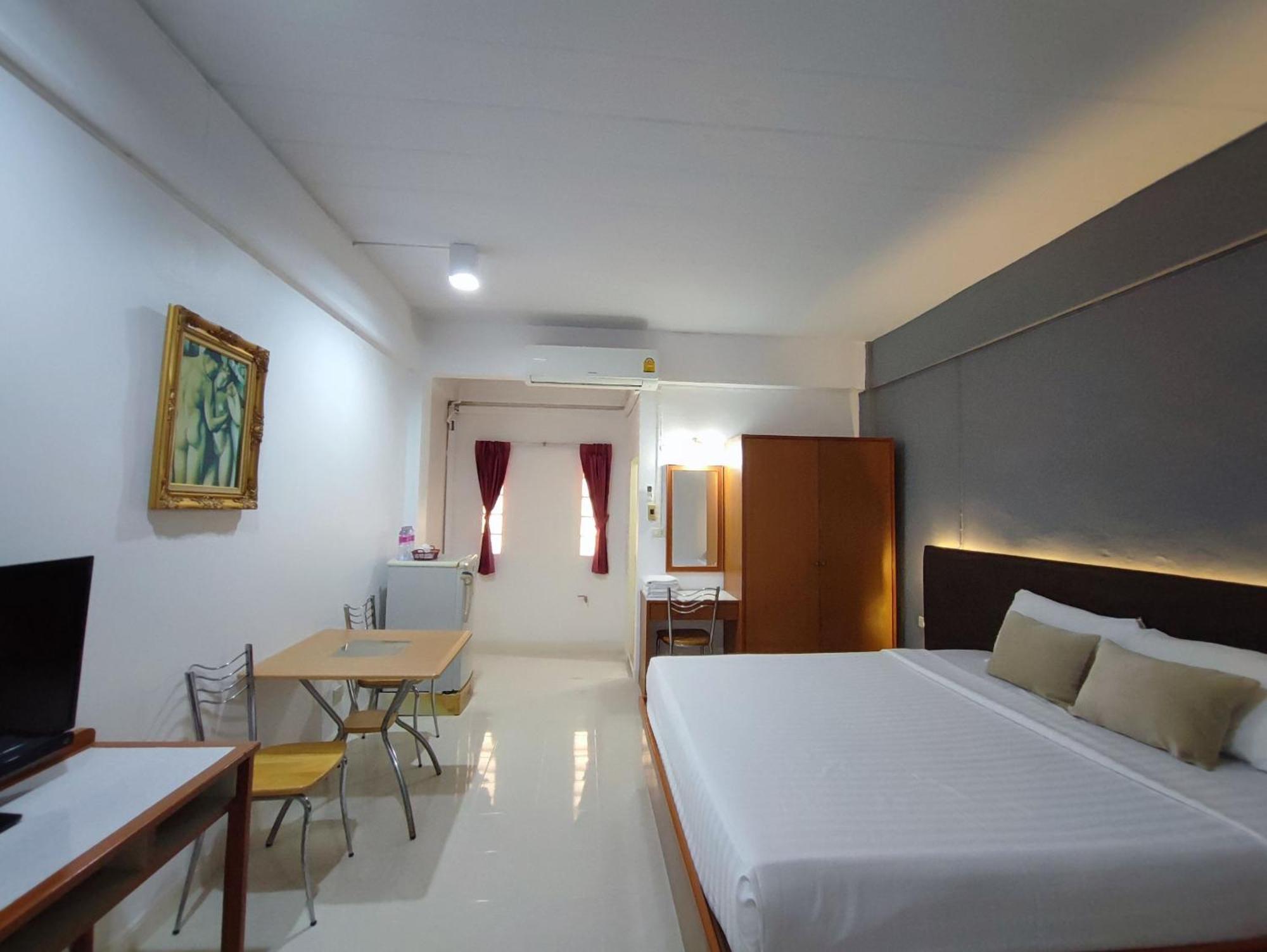 Smile Court By Mike Group Guest house 2*