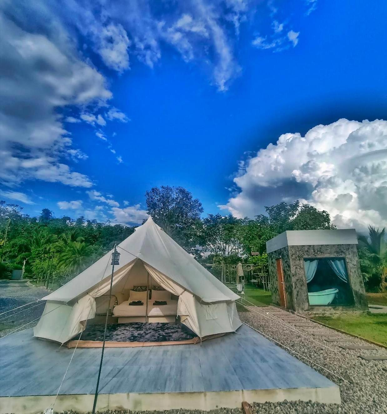 The Wes Village, Incl Free Breakfast & 100 Thb Food Gift