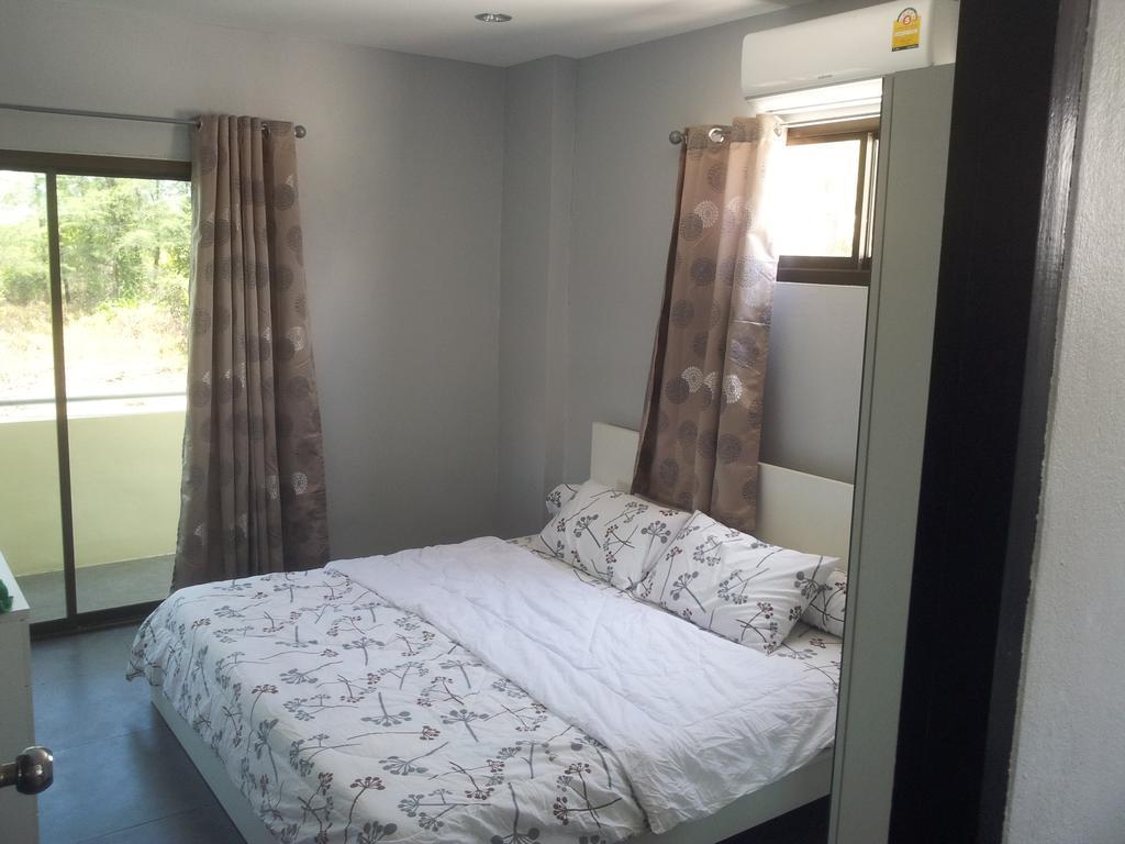 Living Bang Lut Khaolak Apartment