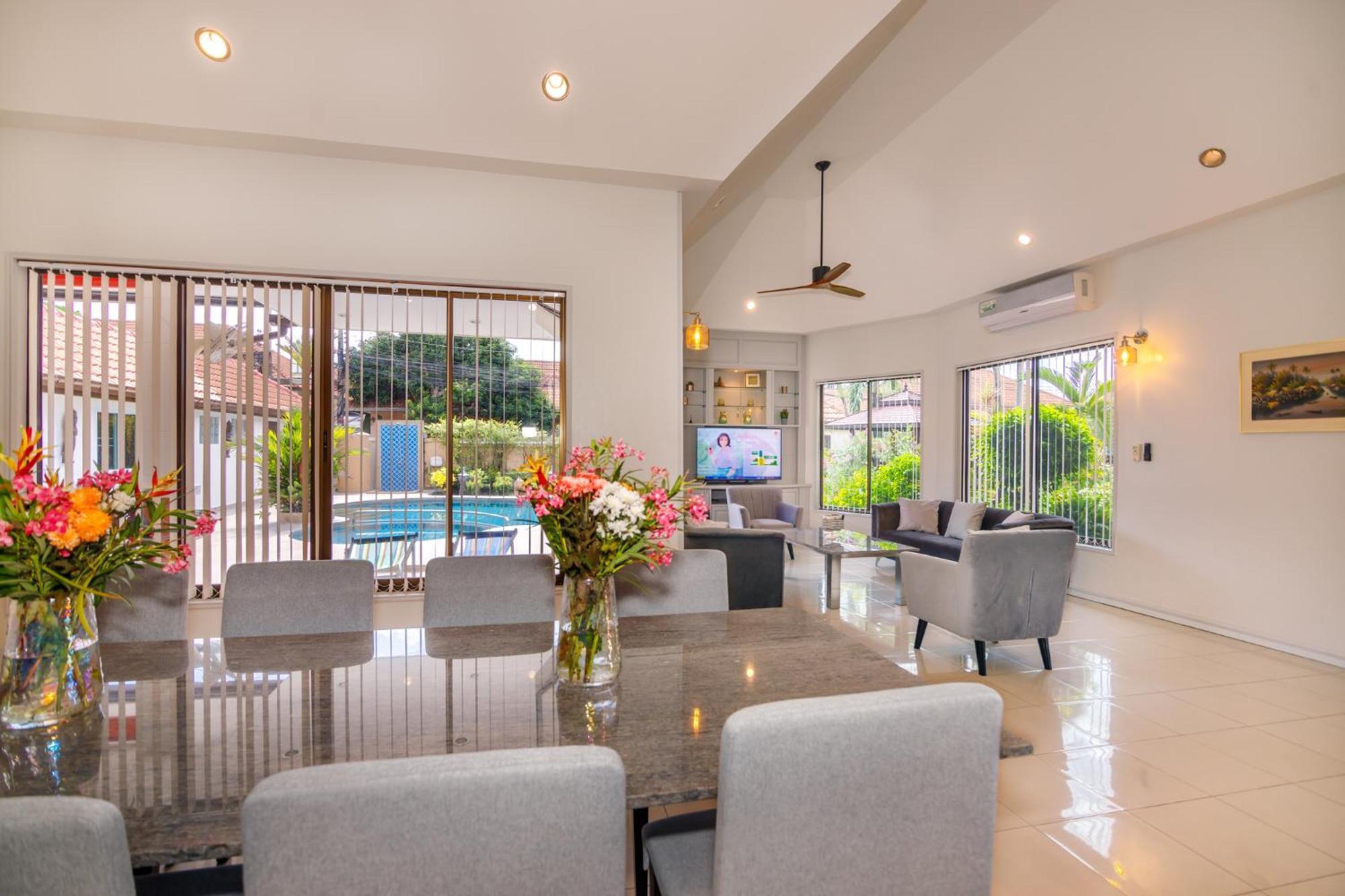 Villa Pattaya Hill Close To Walking St And *