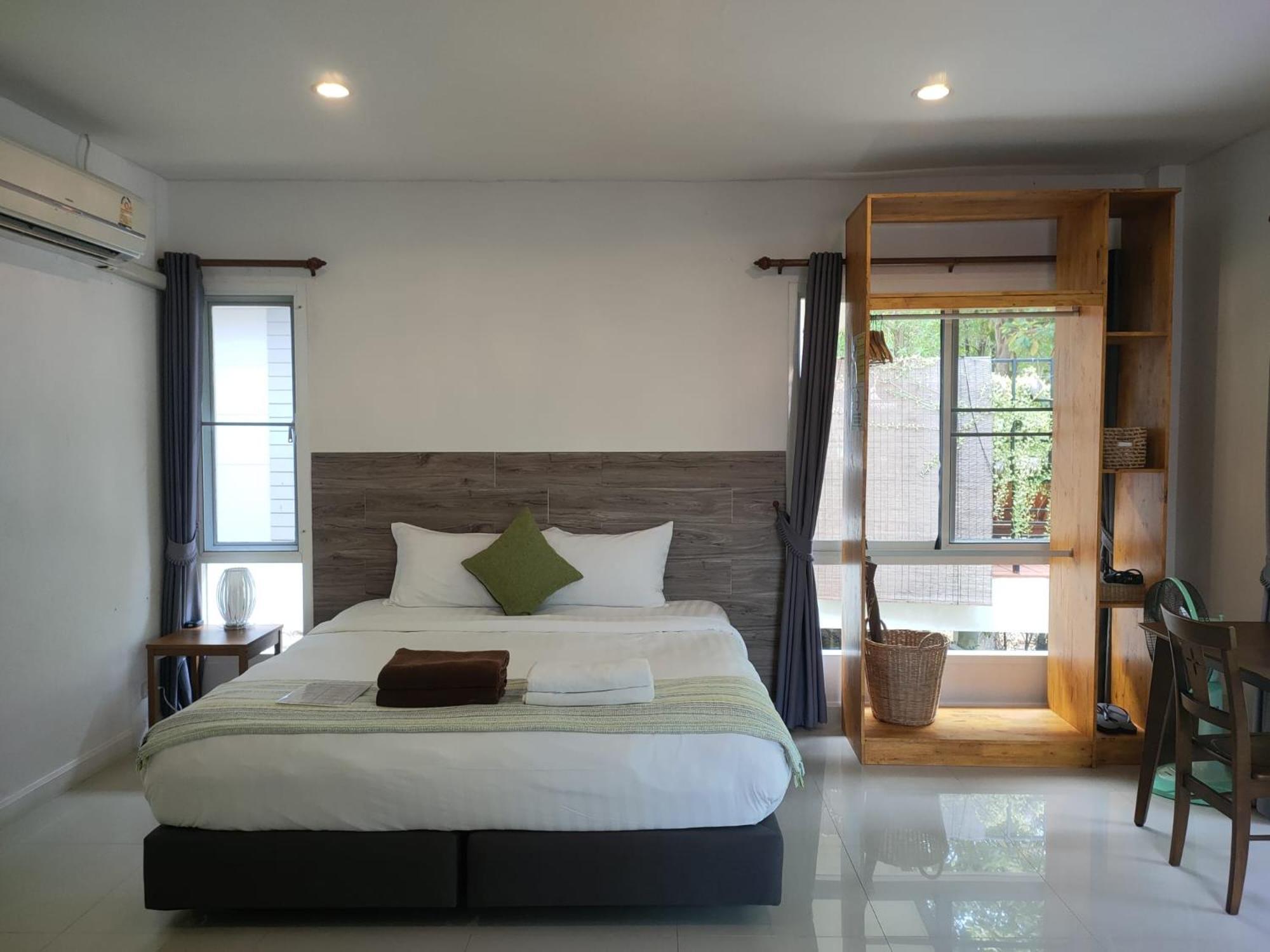 Phangan Akuna 3* Srithanu
