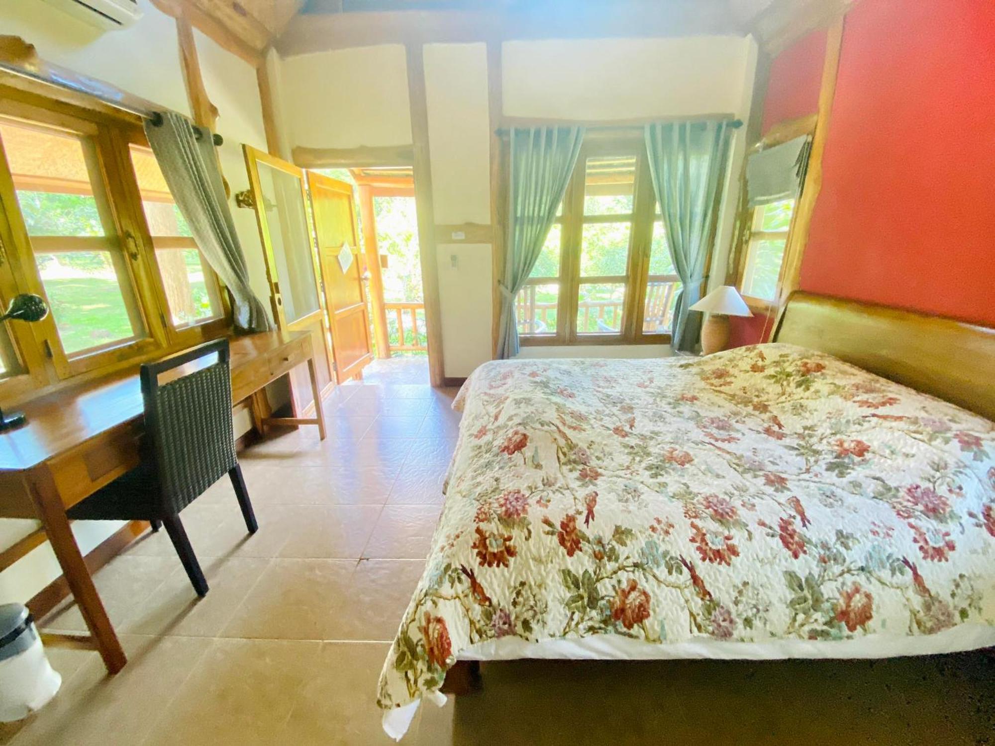 Resort At Chiang Dao, Pooch Lovers