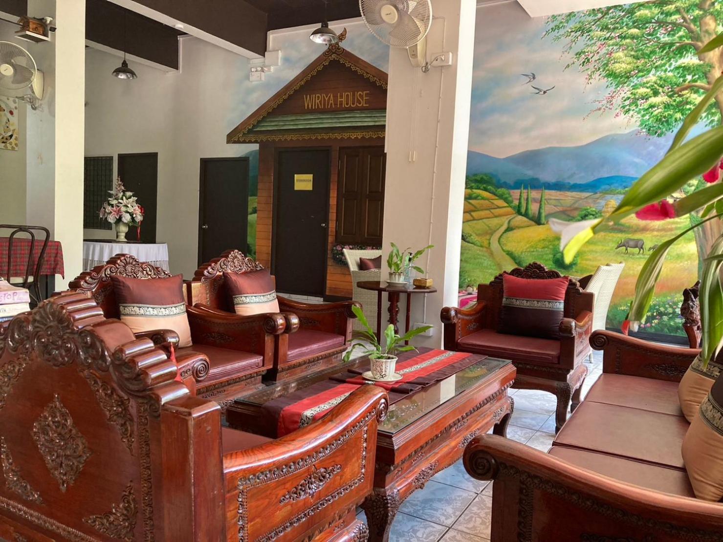Hostel Wiriya House
