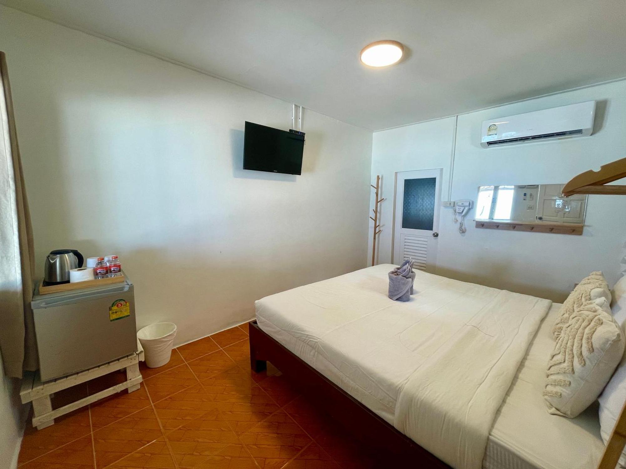 Apache Loongdum Koh Samed 3*