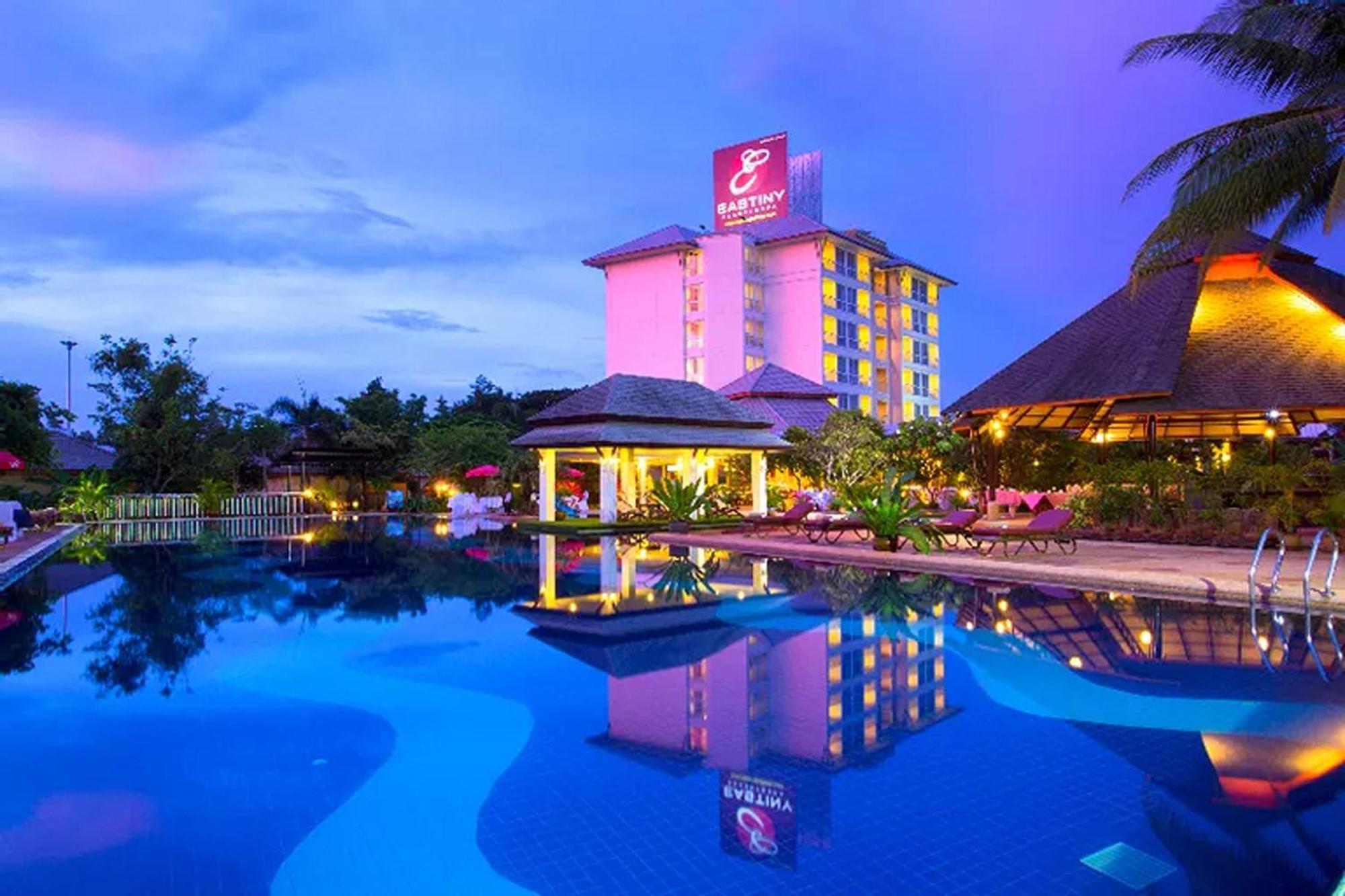 Eastiny & Hotel 4*