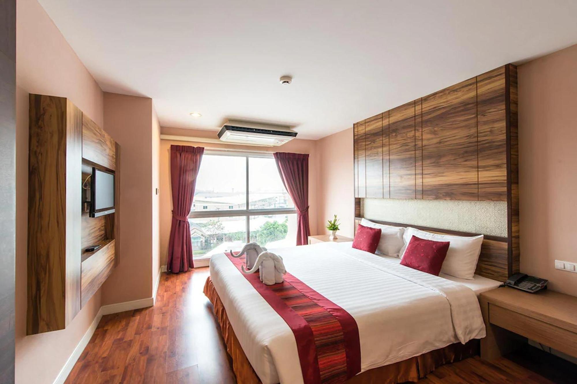 Eastiny & Hotel 4*