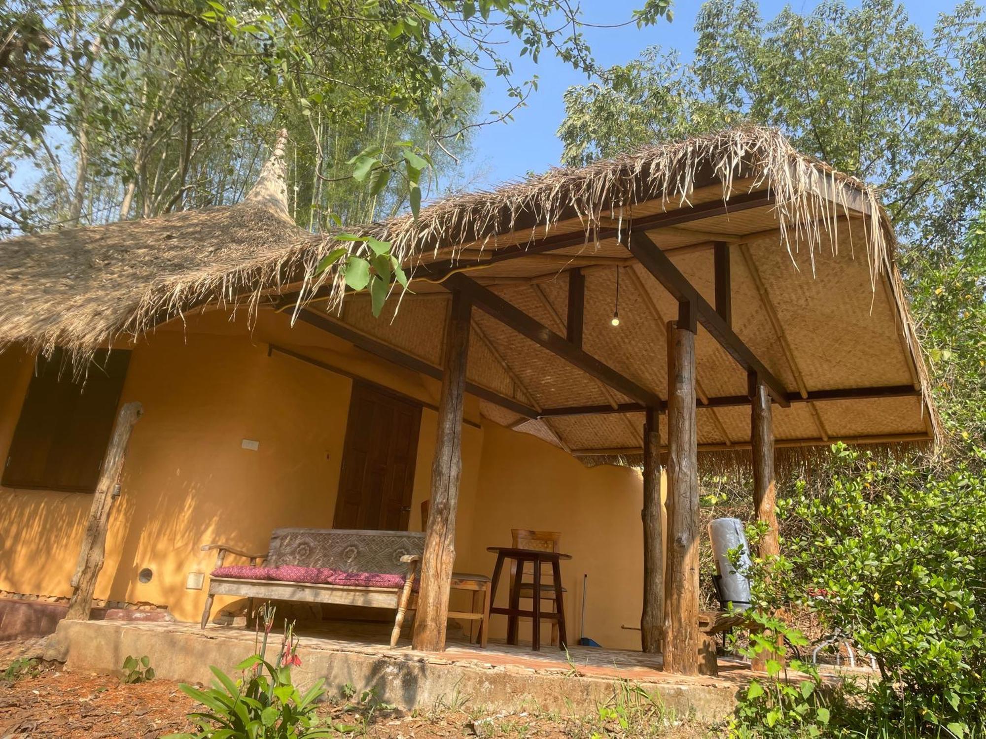 Roundhouses * Chiang Dao