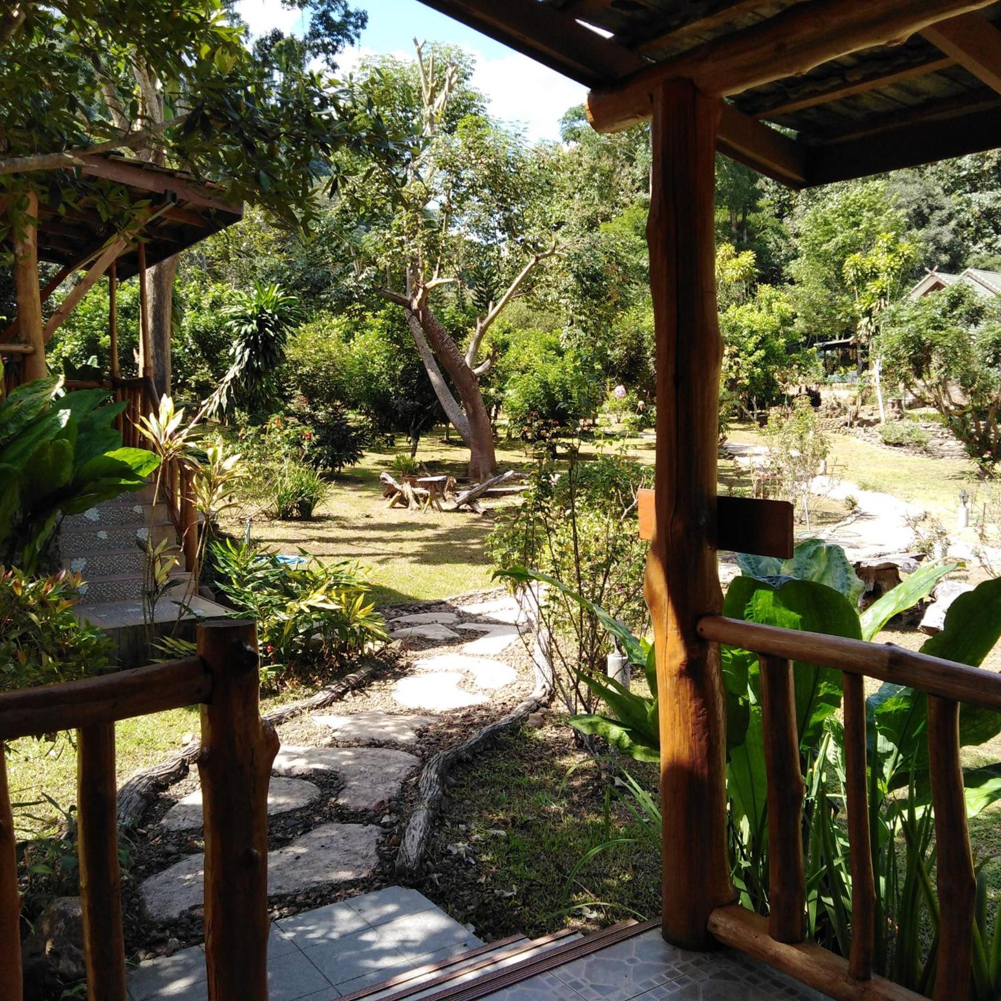 At Chiang Dao, Pooch Lovers 2* Ban Tham (Chiang Dao)