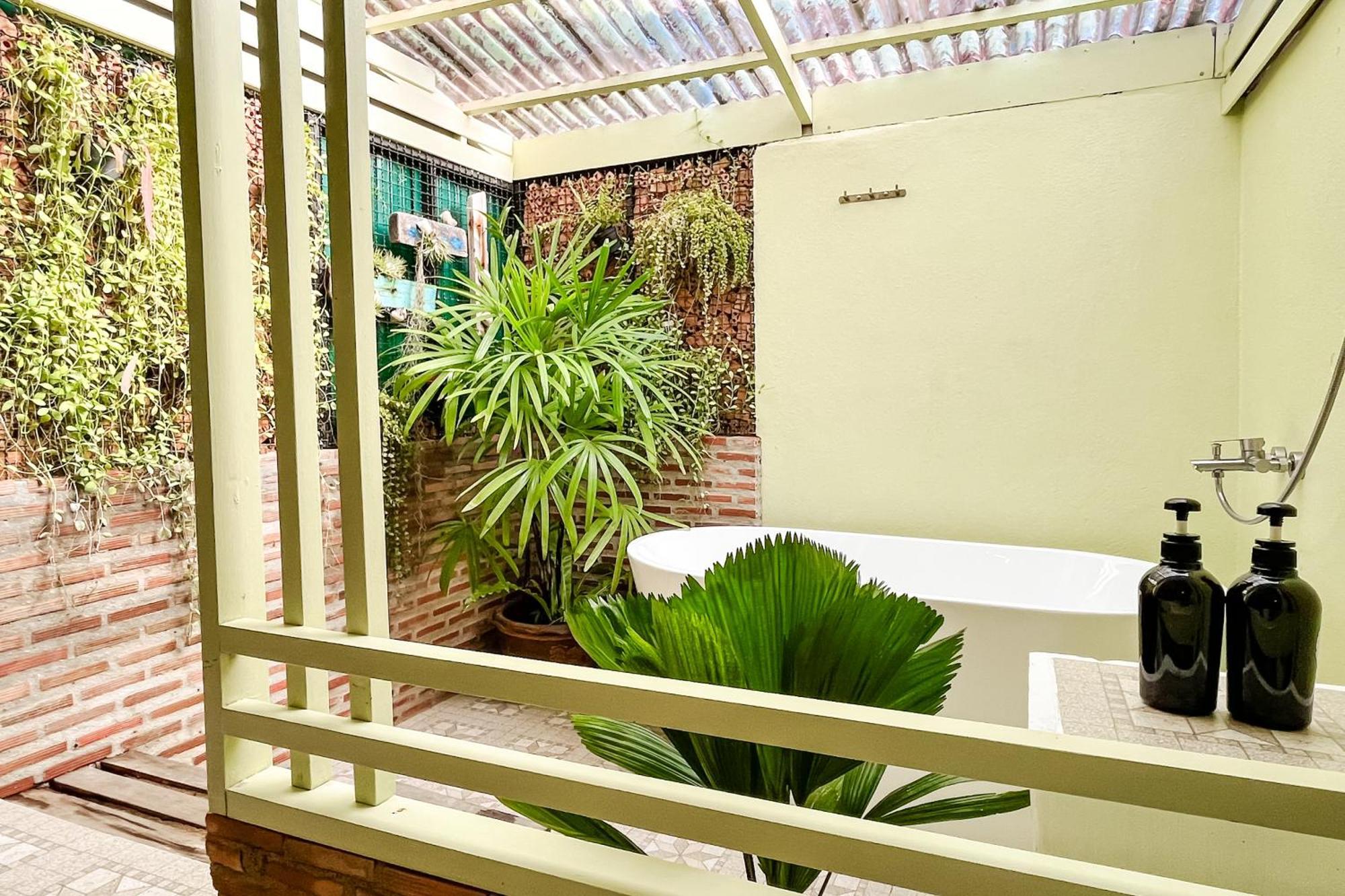 Baan Bua Sha Extra B5510 Resort *