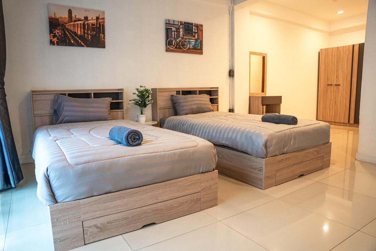 Monkey Toe Albergue Chiang Mai
