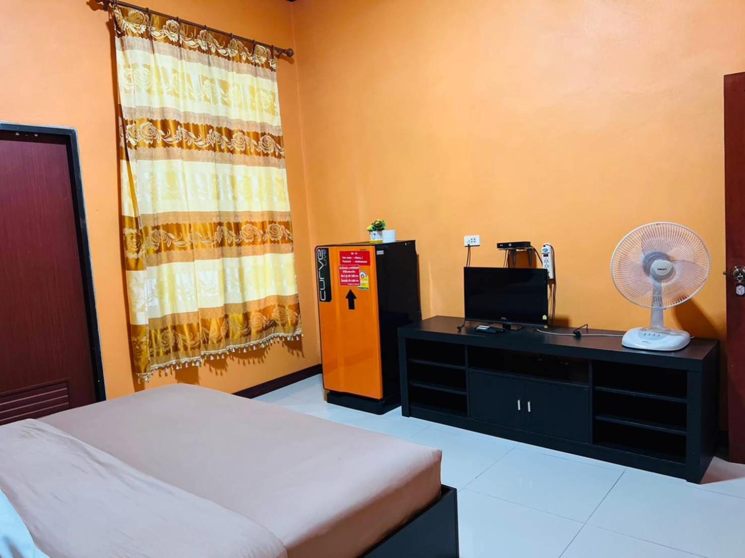 Resort Baan Chuthamanee
