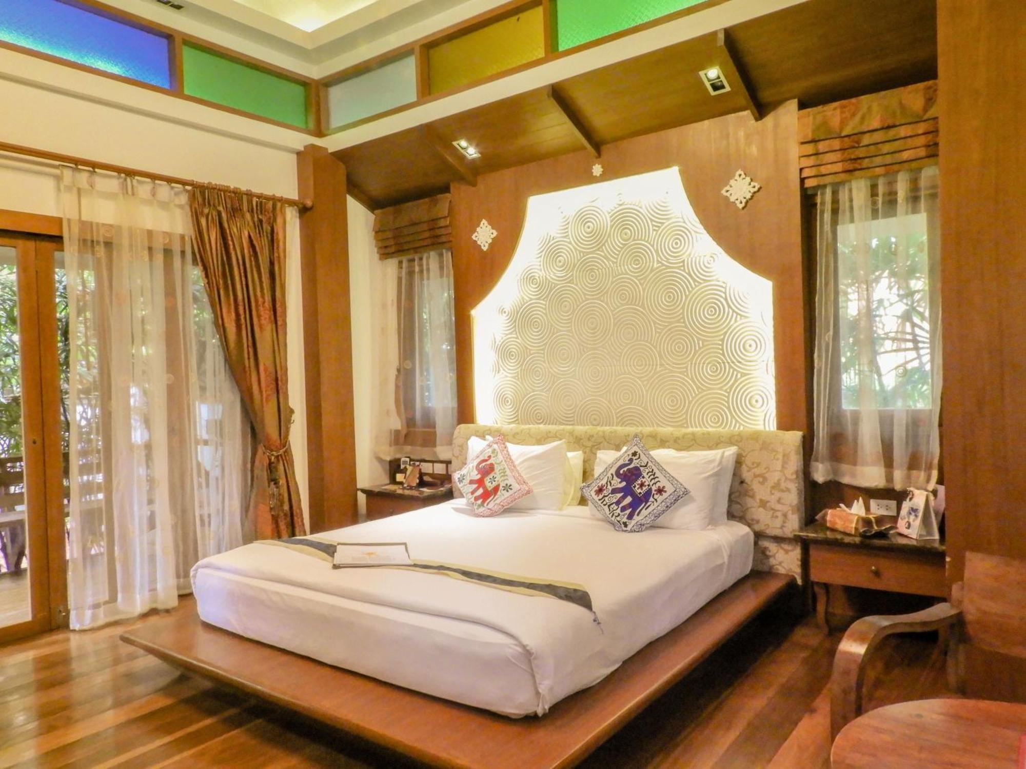 Vartika Resovilla Kuiburi And Resort
