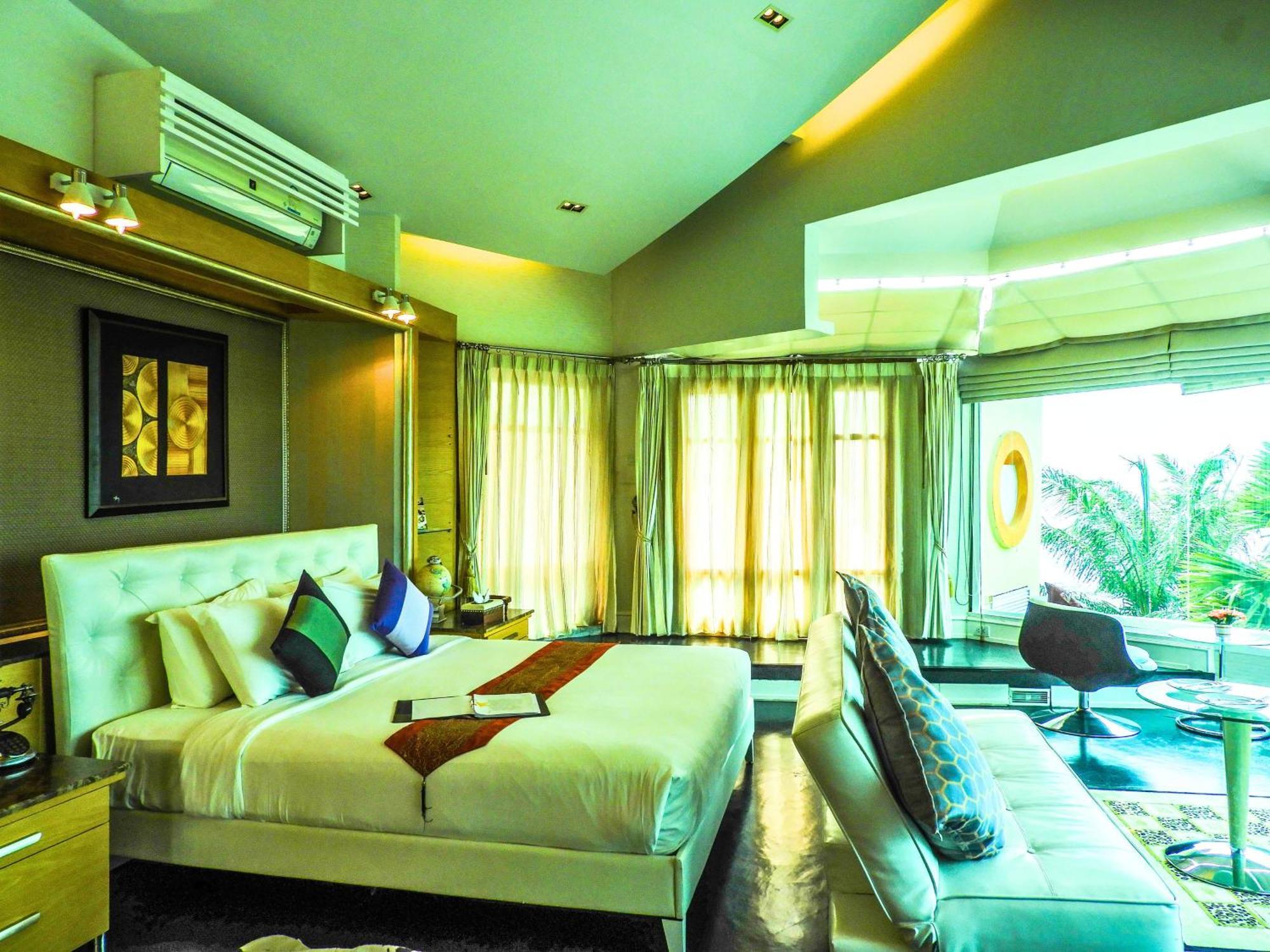 Vartika Resovilla Kuiburi And Resort