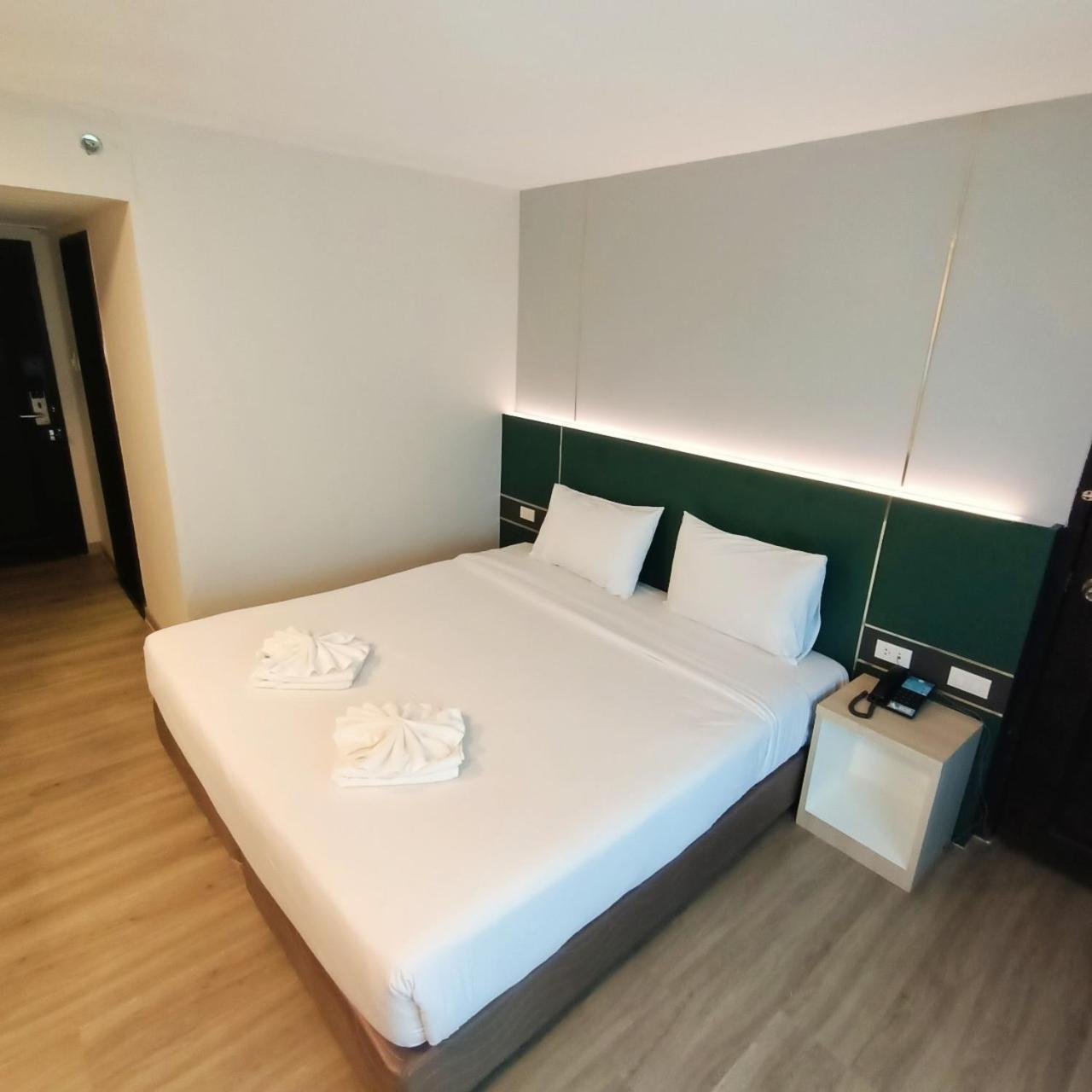 Hotel Mayflower Grande