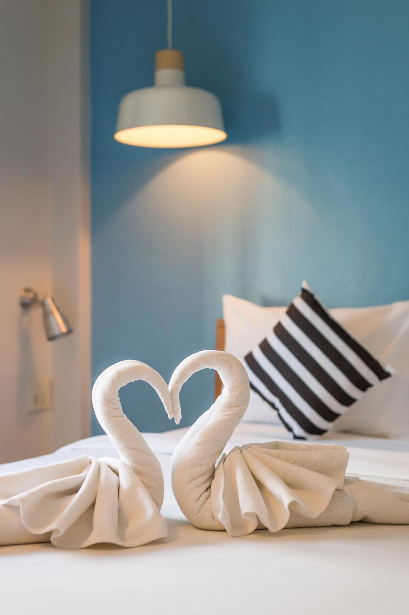 Tiya House & Cafe Hotel