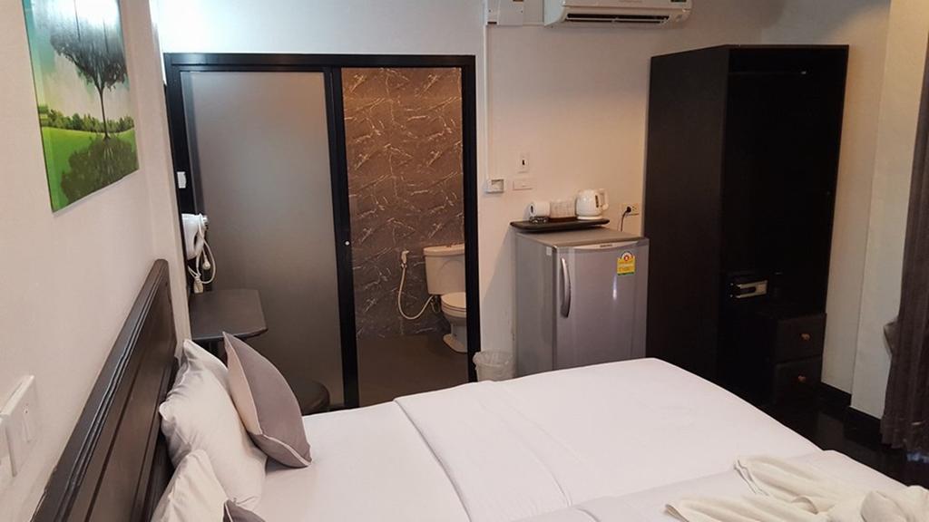 Hotel Sinsamut Koh Samed