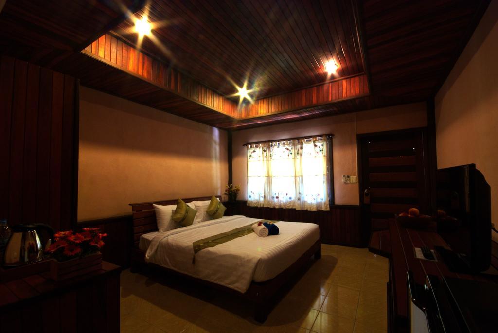 Sangsawan Palace Khaolak