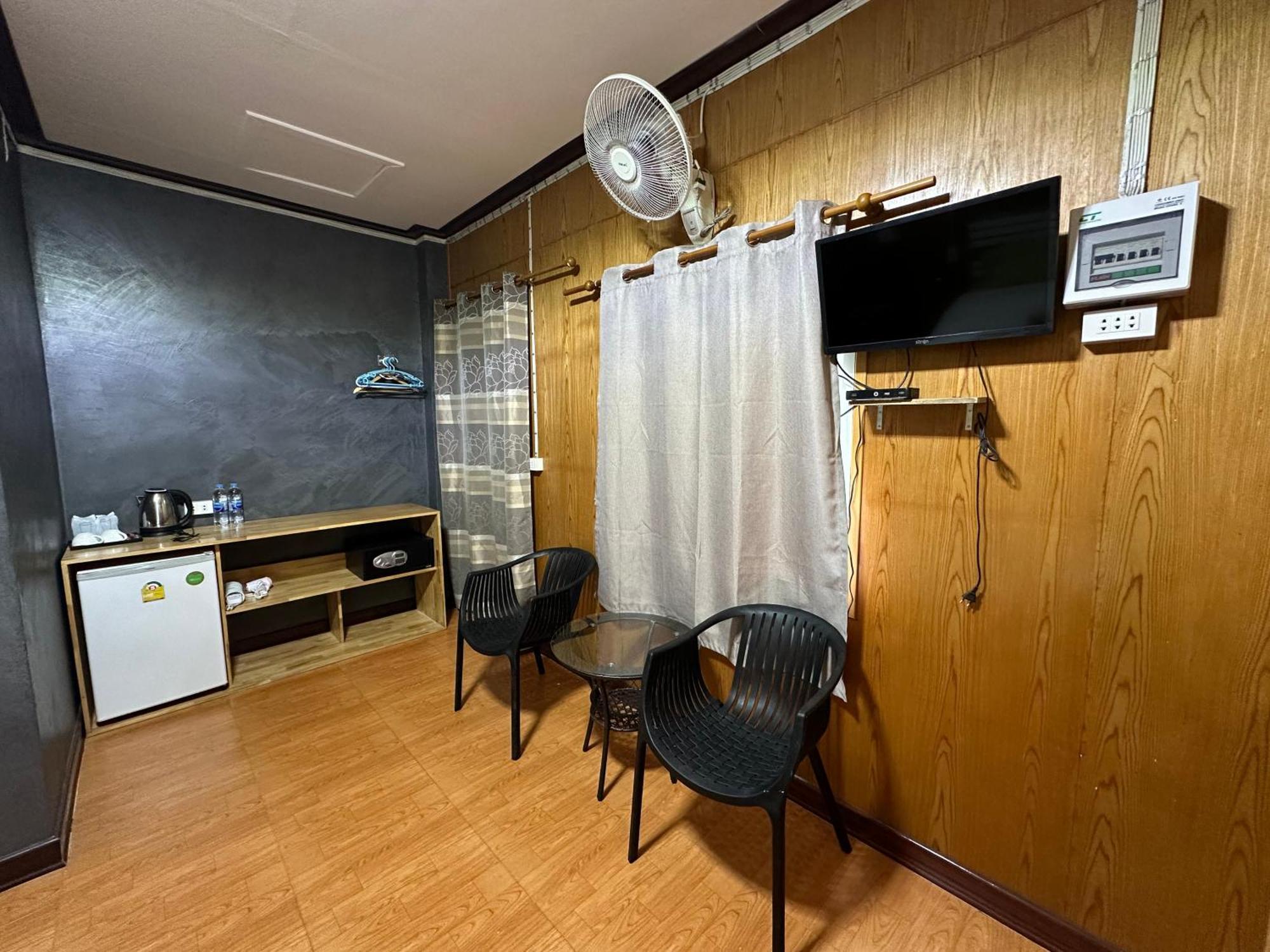 Suan Nai Kokut Guest house *