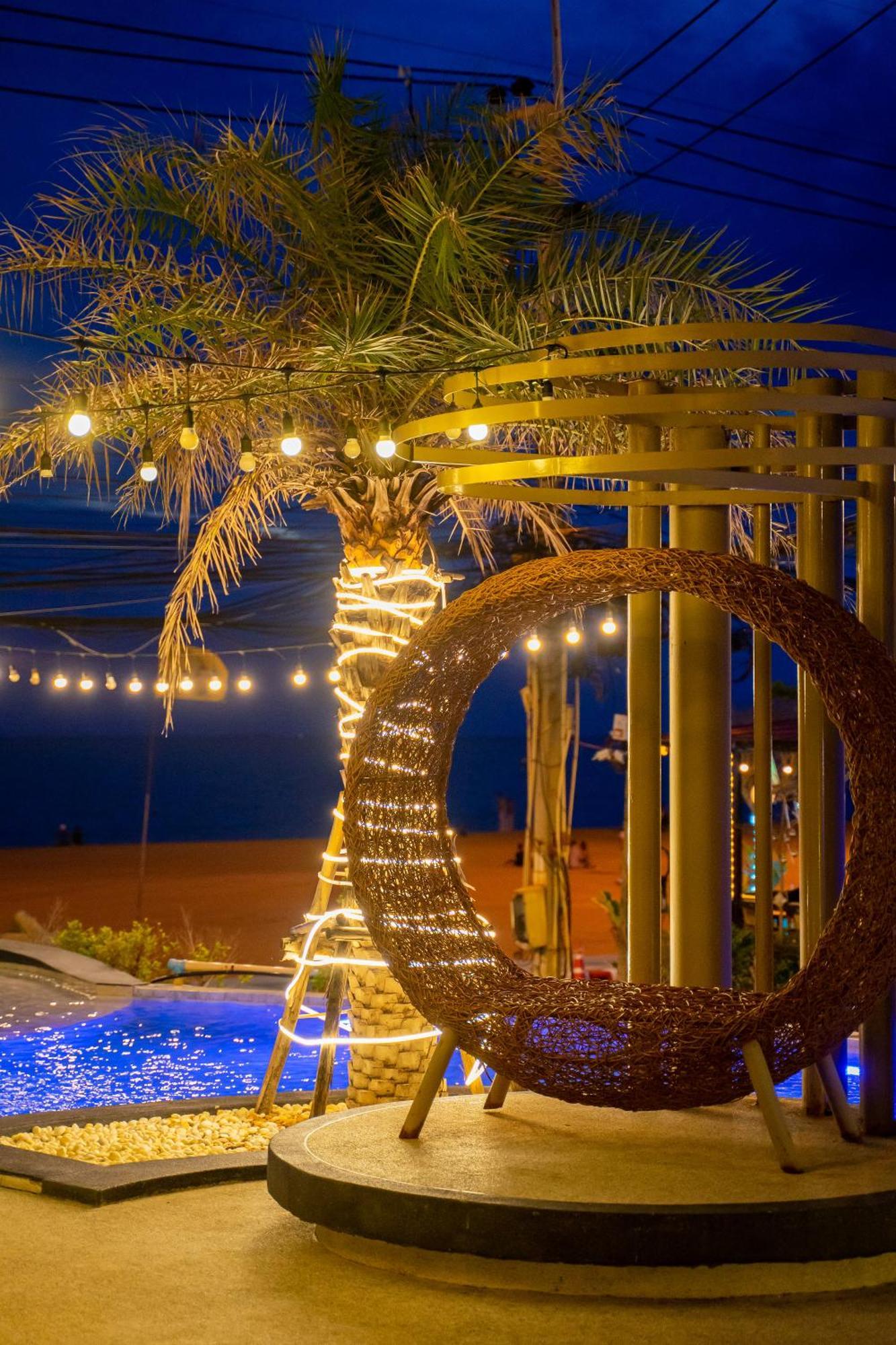 Hotel Golden Jomtien Beach