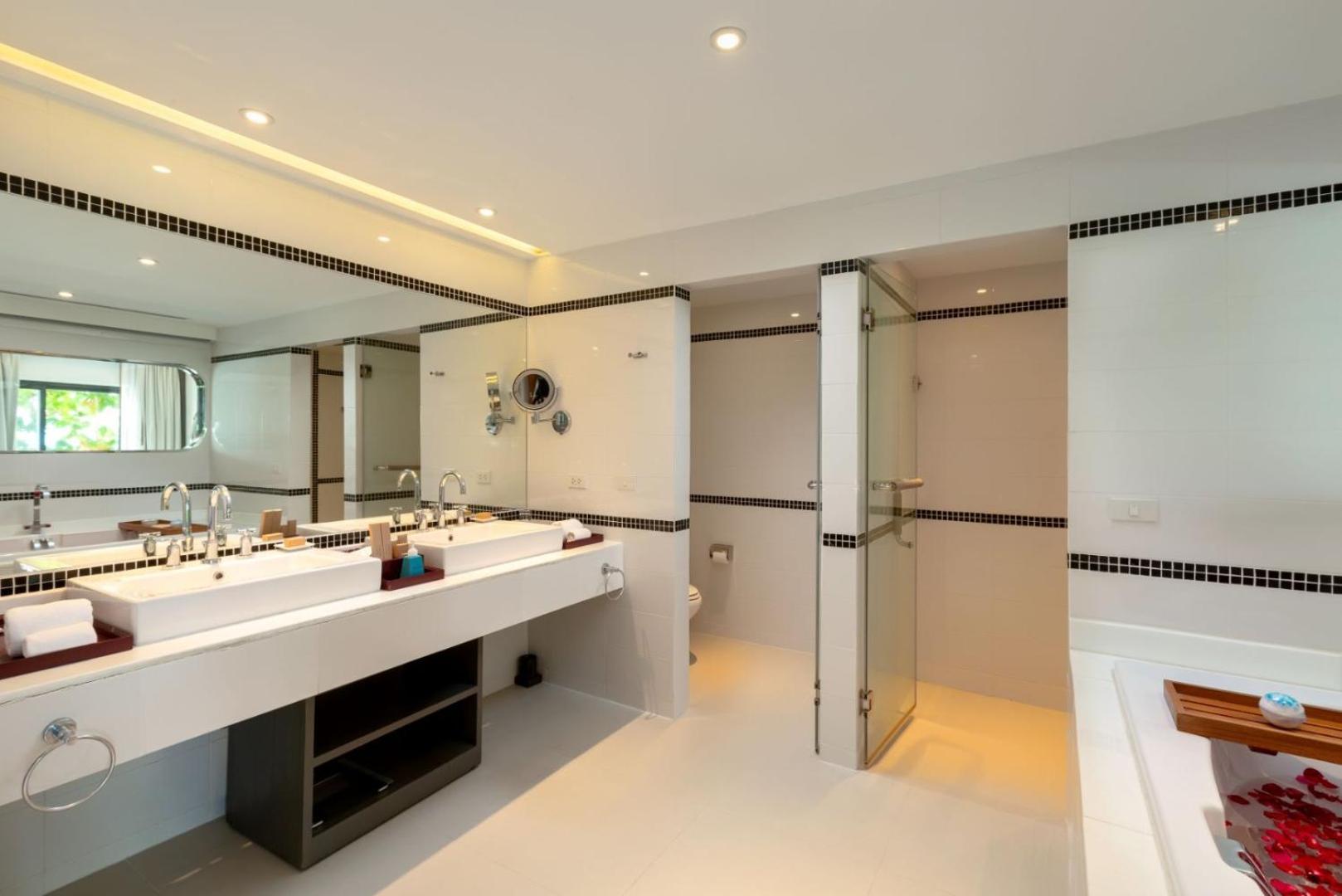 The Boathouse Phuket-sha 4* Praia de Kata