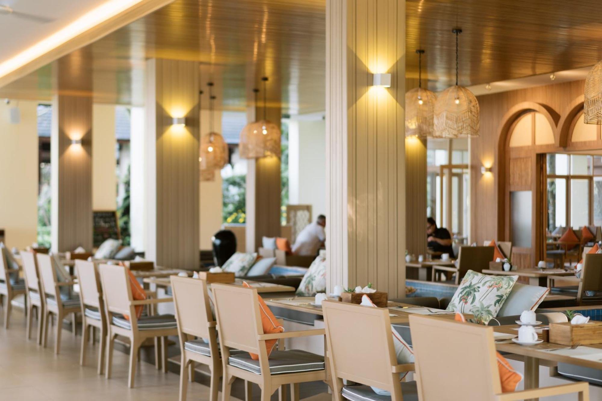 Apsara Beachfront & - Sha Extra 4*