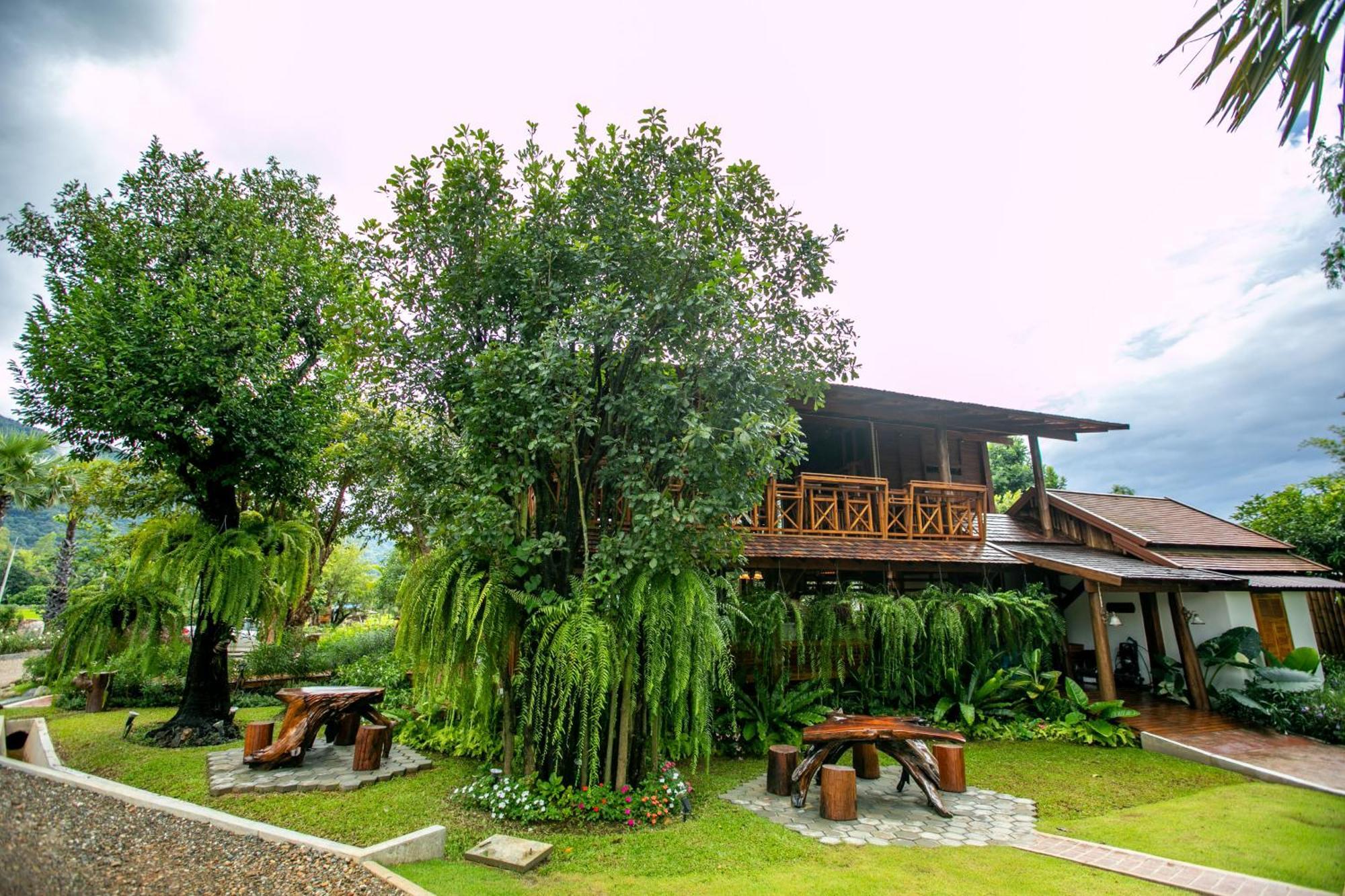 Saksila Resort *