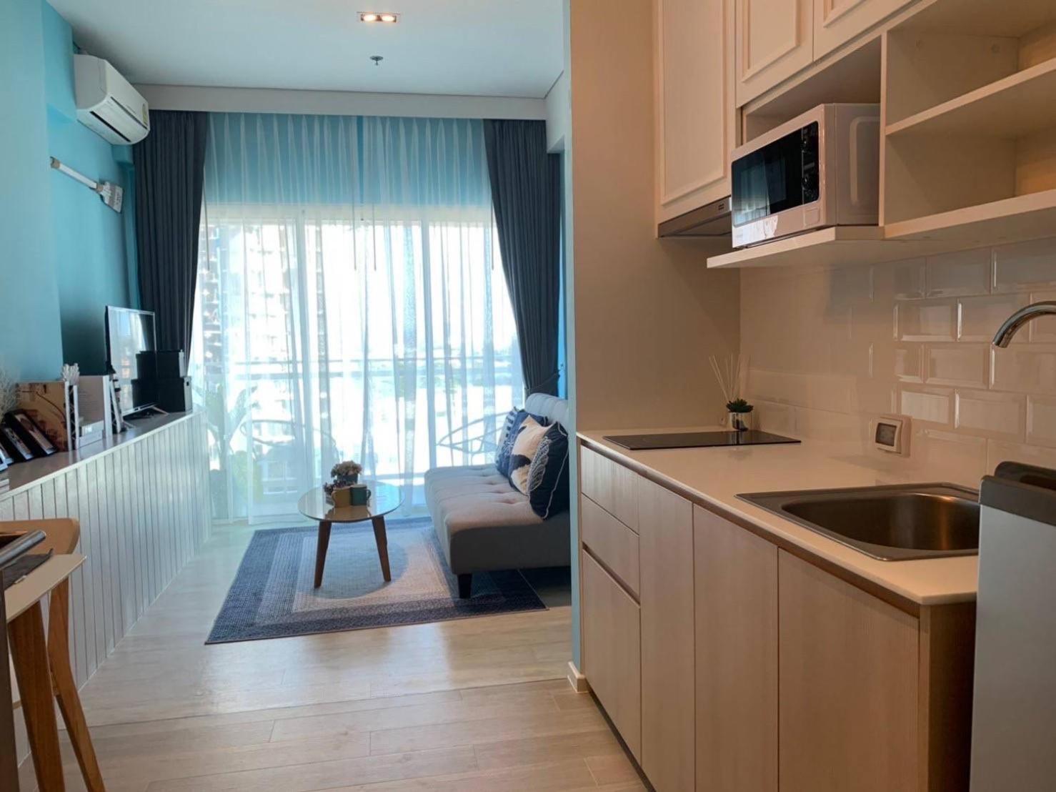 Veranda Residences Pattaya By Phung