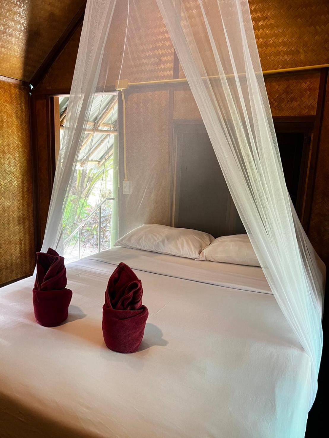Khaosok Bamboo Huts Resort *