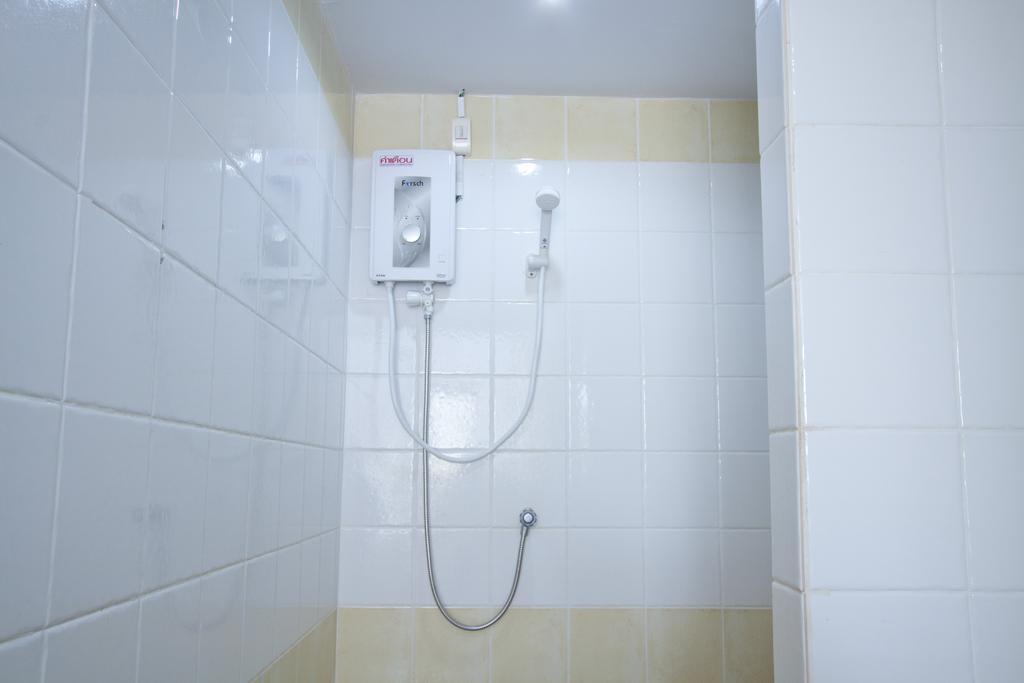 Guest house Room@chalong Chalong