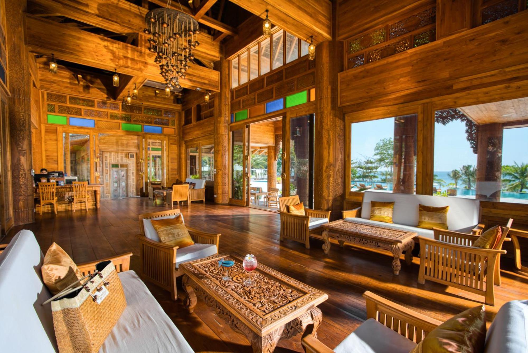 Resort Santhiya Phuket & 5*