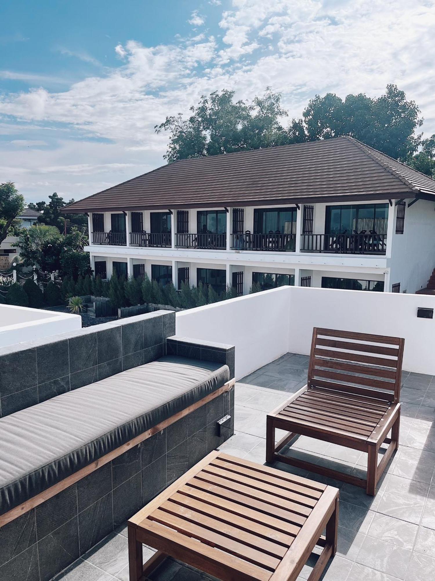 Resort Rimtalay Ko Lan