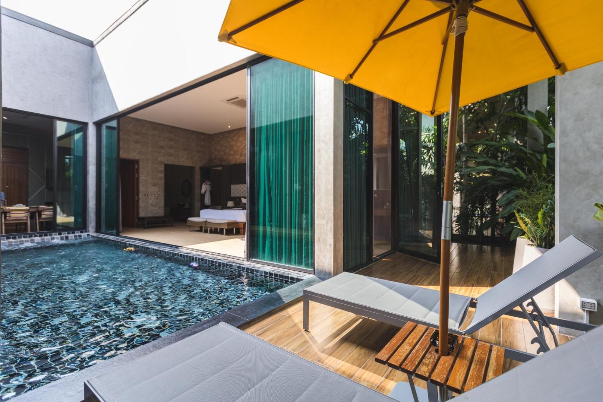La Miniera Pool Pattaya - Small Luxury Of The World
