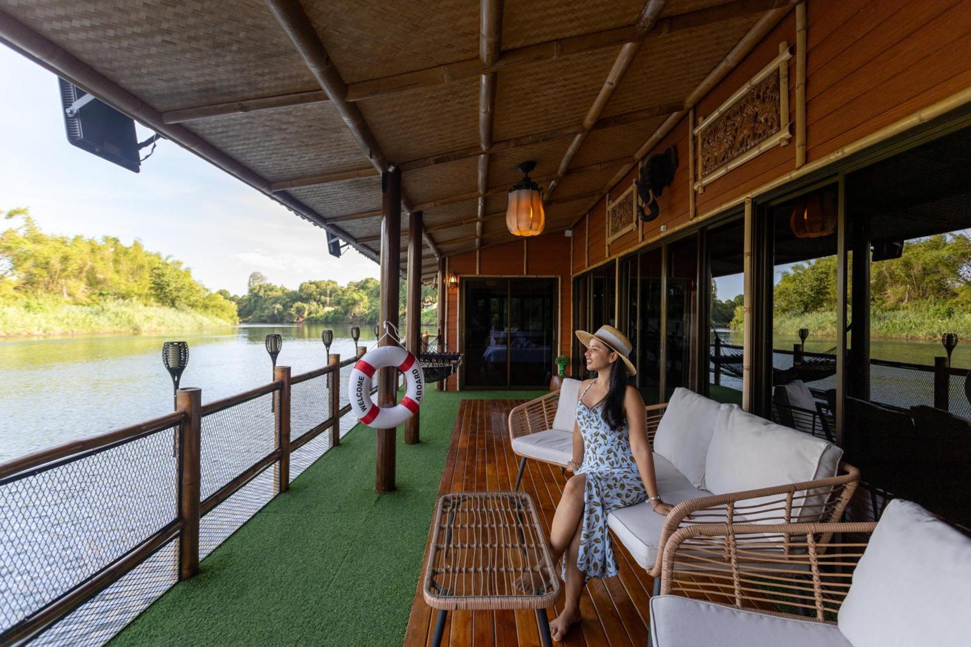 The Parrot Villa Kanchanaburi